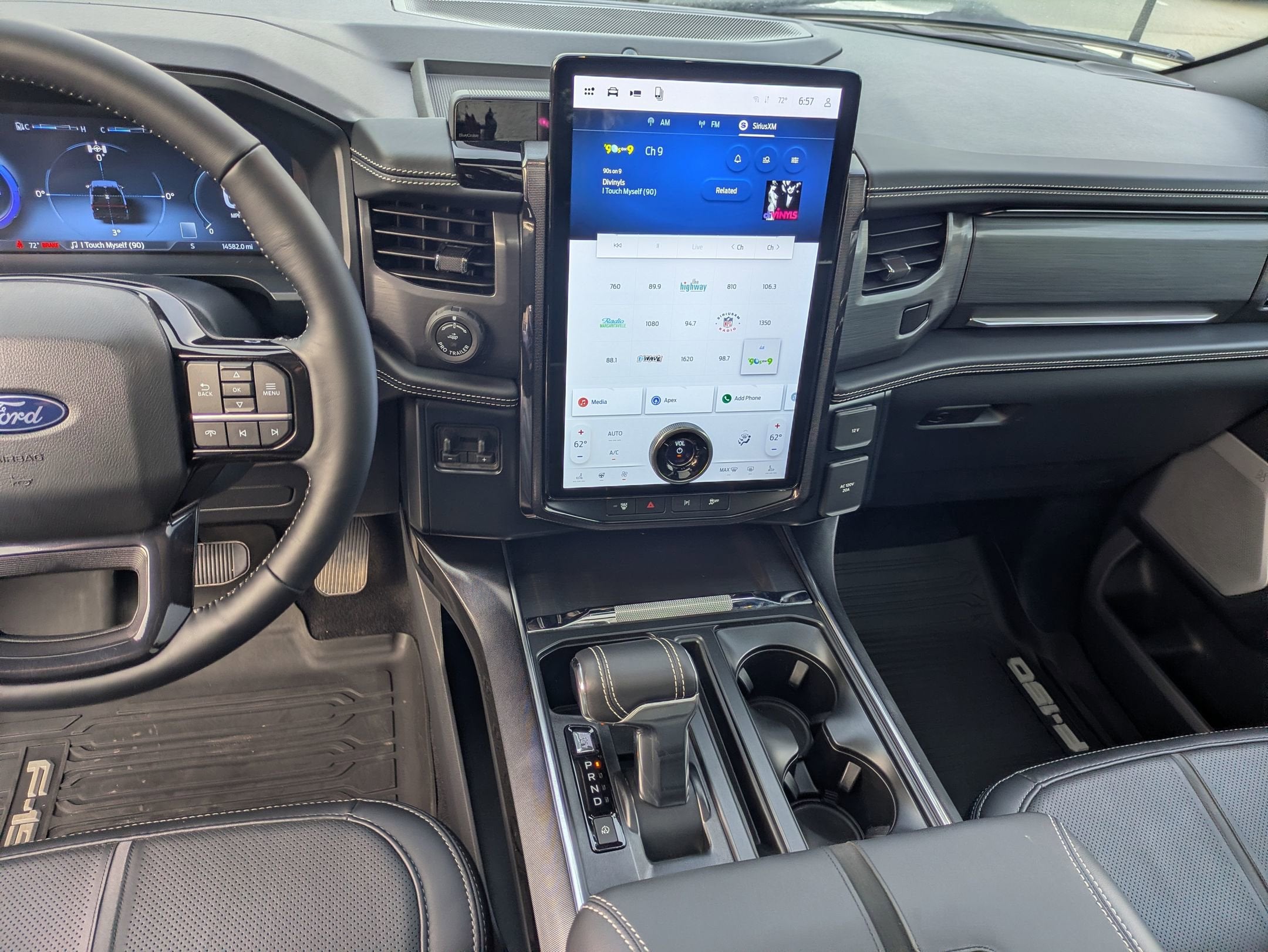 2025 Ford F-150 Lightning Platinum