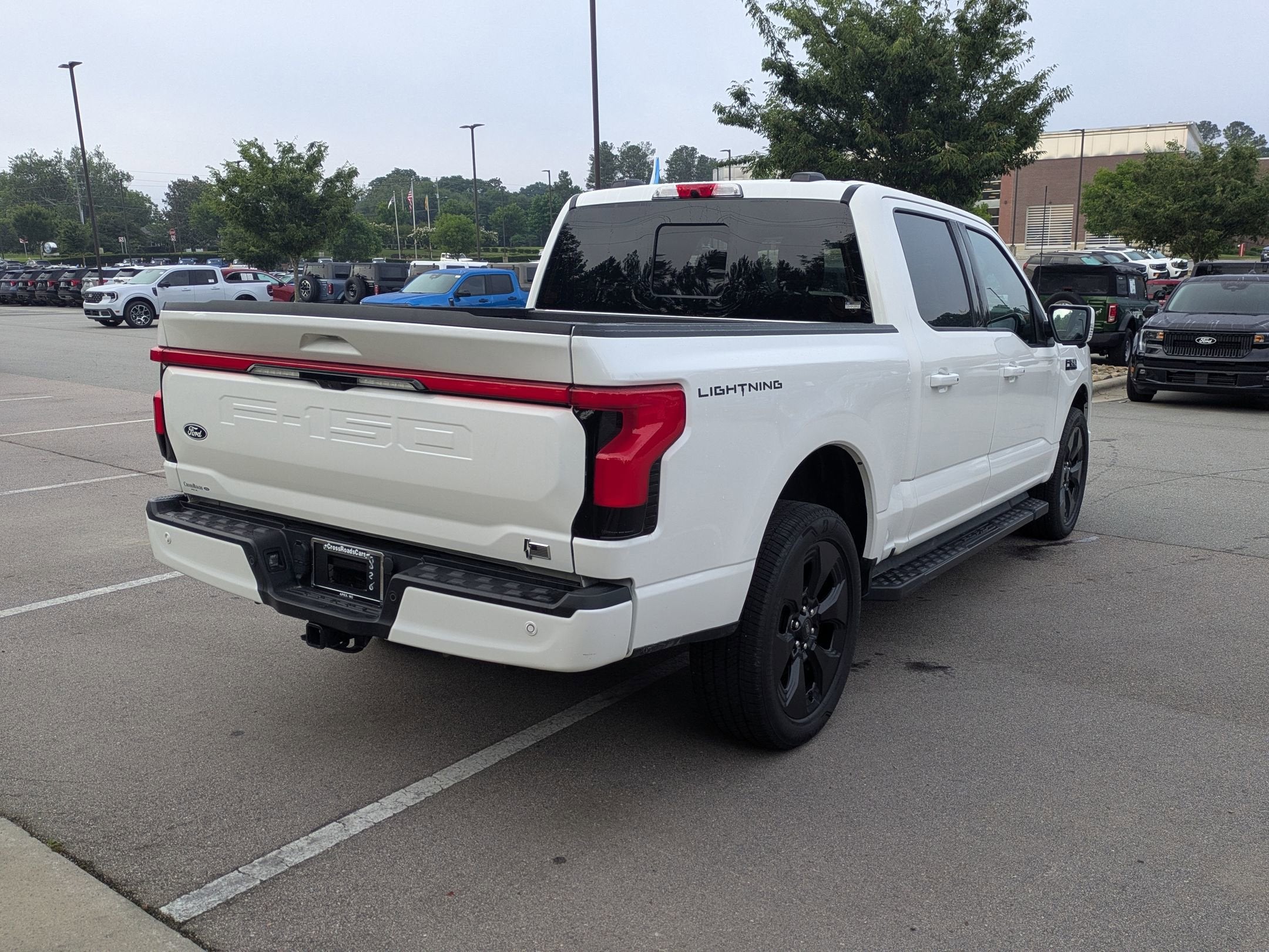2025 Ford F-150 Lightning Platinum