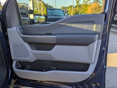 2027 Ford Super Duty F-250 SRW XLT
