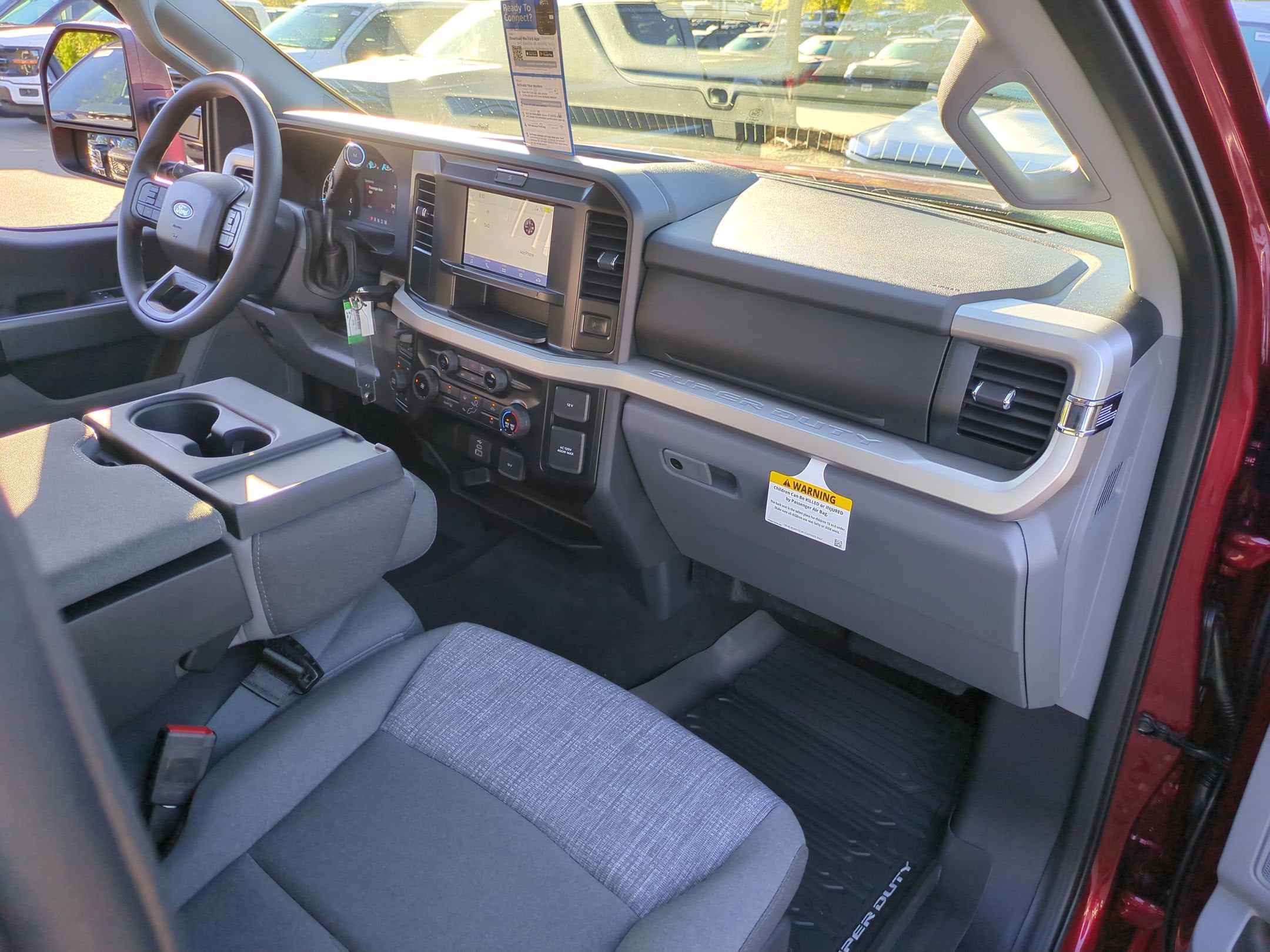2027 Ford Super Duty F-250 SRW XLT