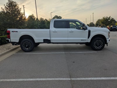 2025 Ford Super Duty F-250 SRW Platinum
