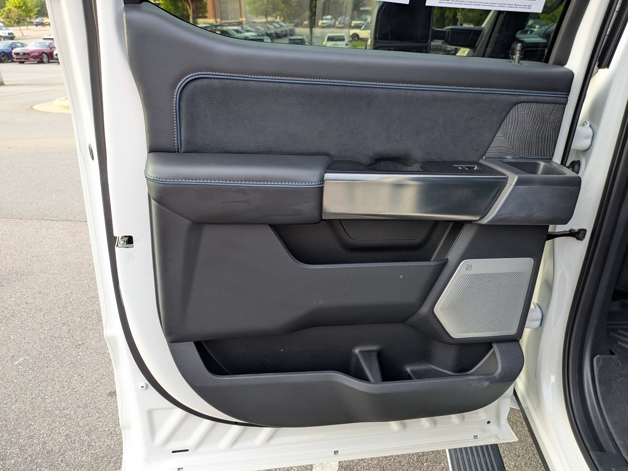 2025 Ford Super Duty F-250 SRW Platinum