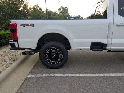 2025 Ford Super Duty F-250 SRW Platinum