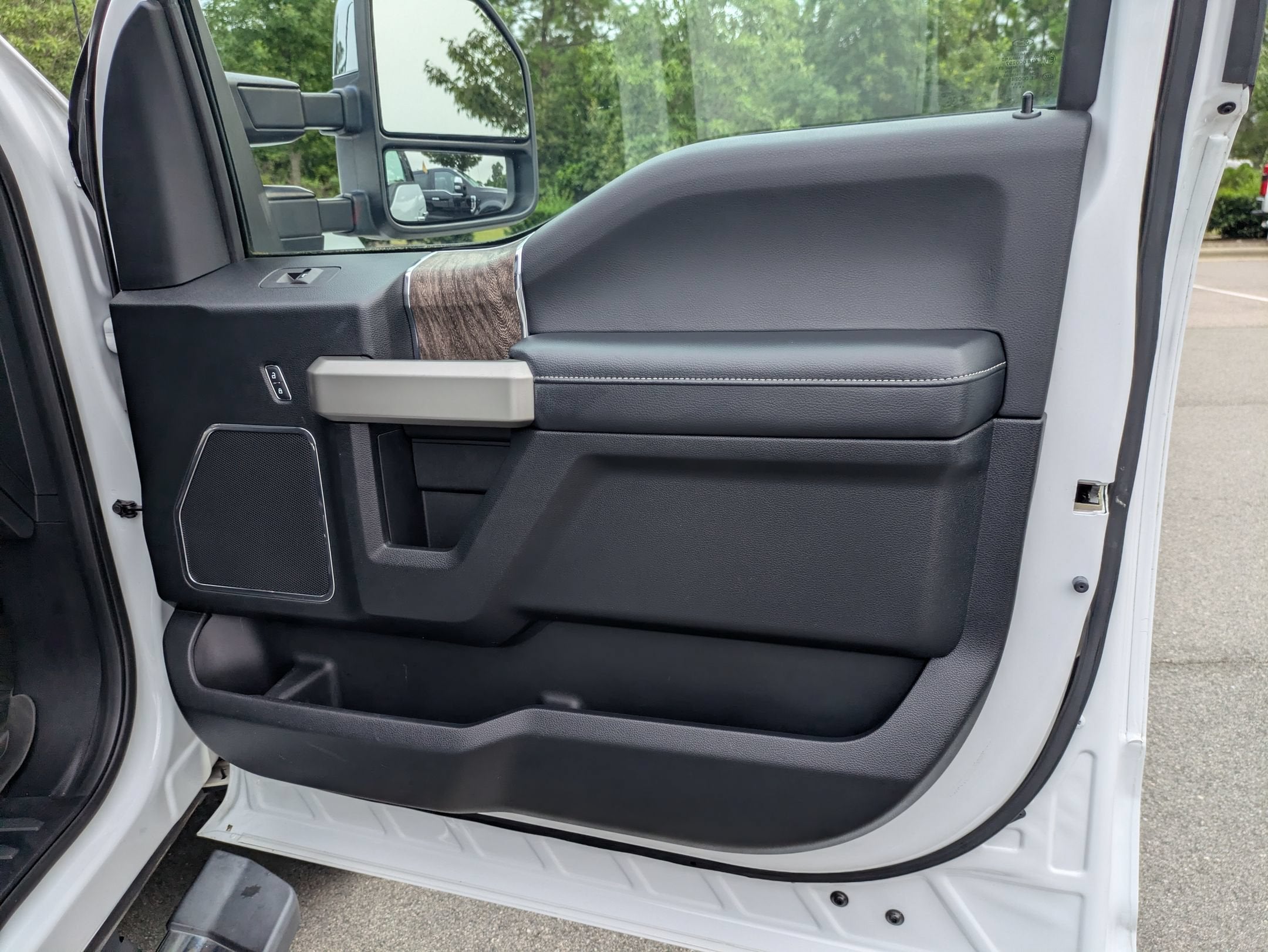 2017 Ford Super Duty F-250 SRW Lariat