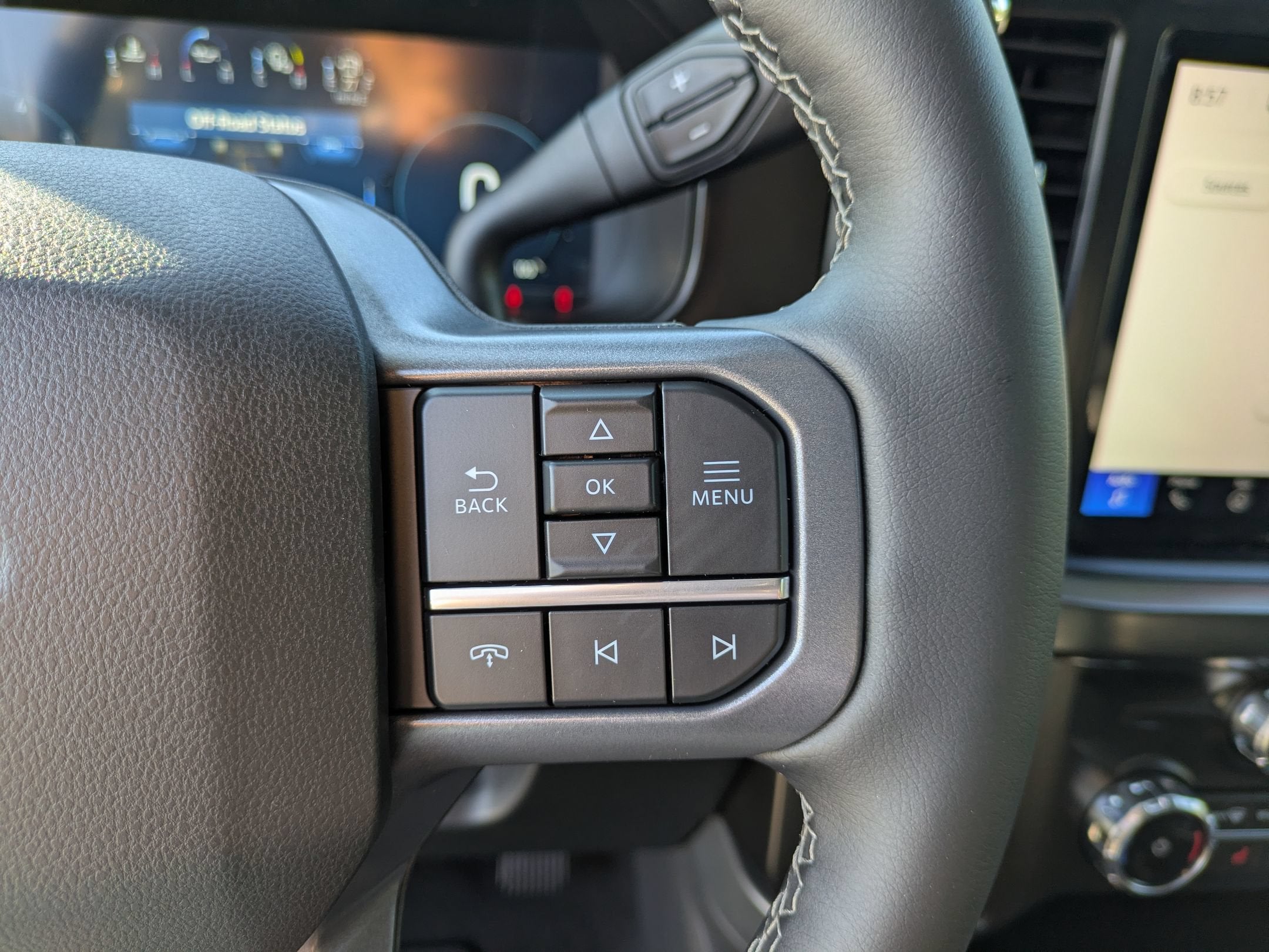 2027 Ford Super Duty F-250 SRW LARIAT