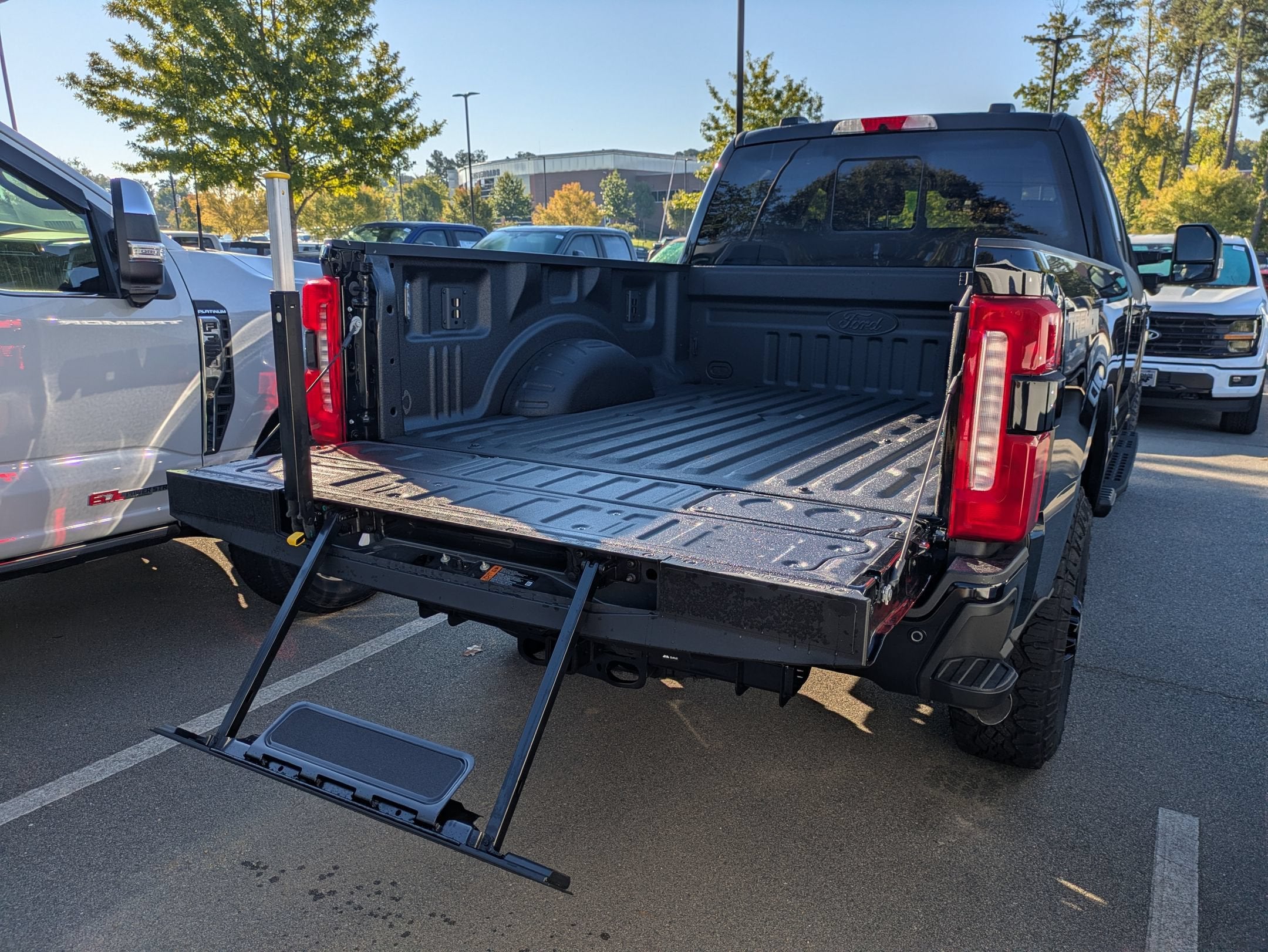 2027 Ford Super Duty F-250 SRW LARIAT