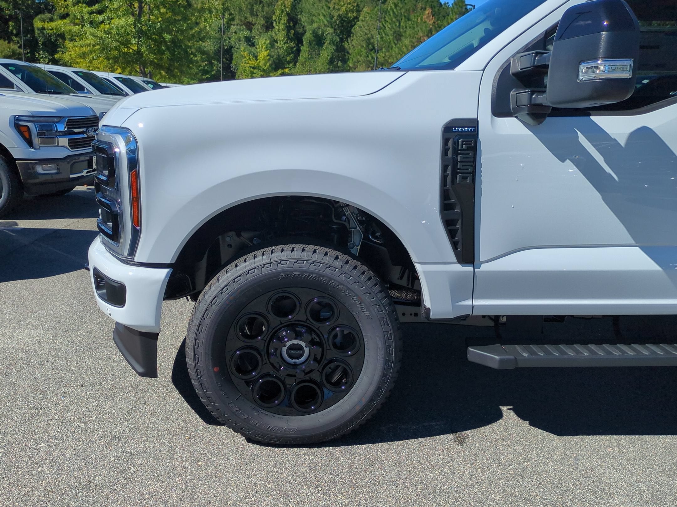 2027 Ford Super Duty F-250 SRW LARIAT