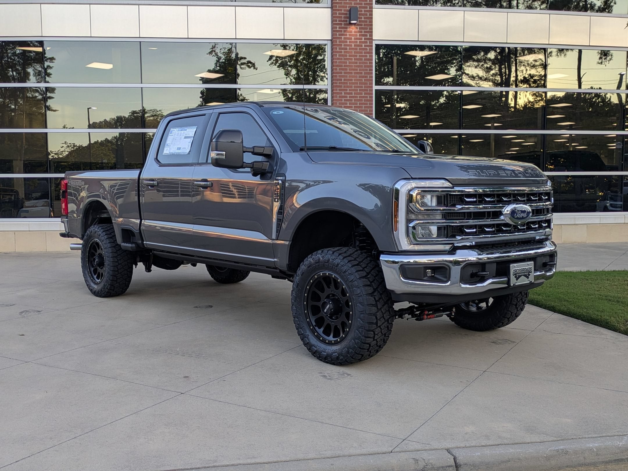 2026 Ford Super Duty F-250 SRW LARIAT