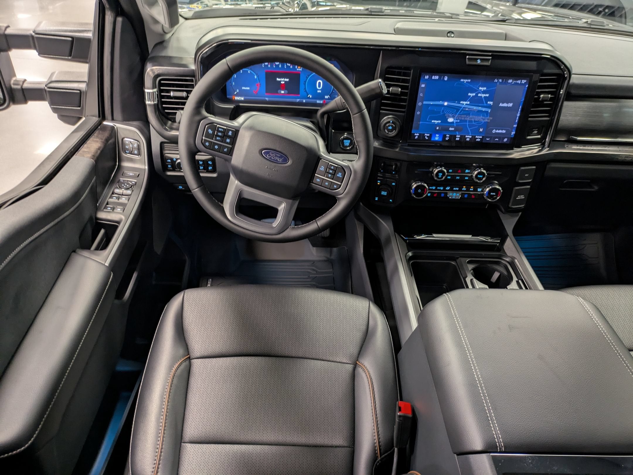 2027 Ford Super Duty F-250 SRW LARIAT