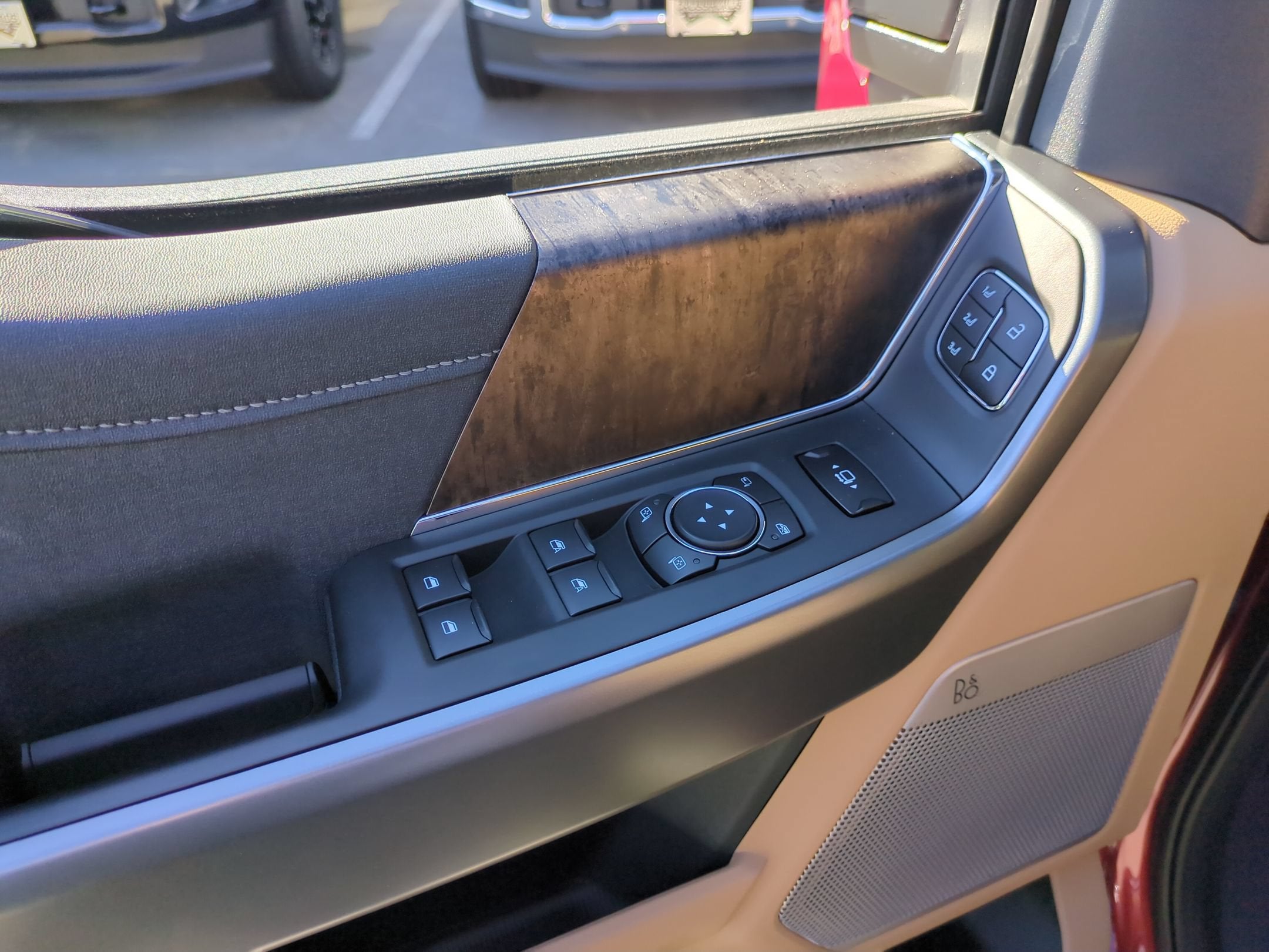 2027 Ford Super Duty F-250 SRW LARIAT