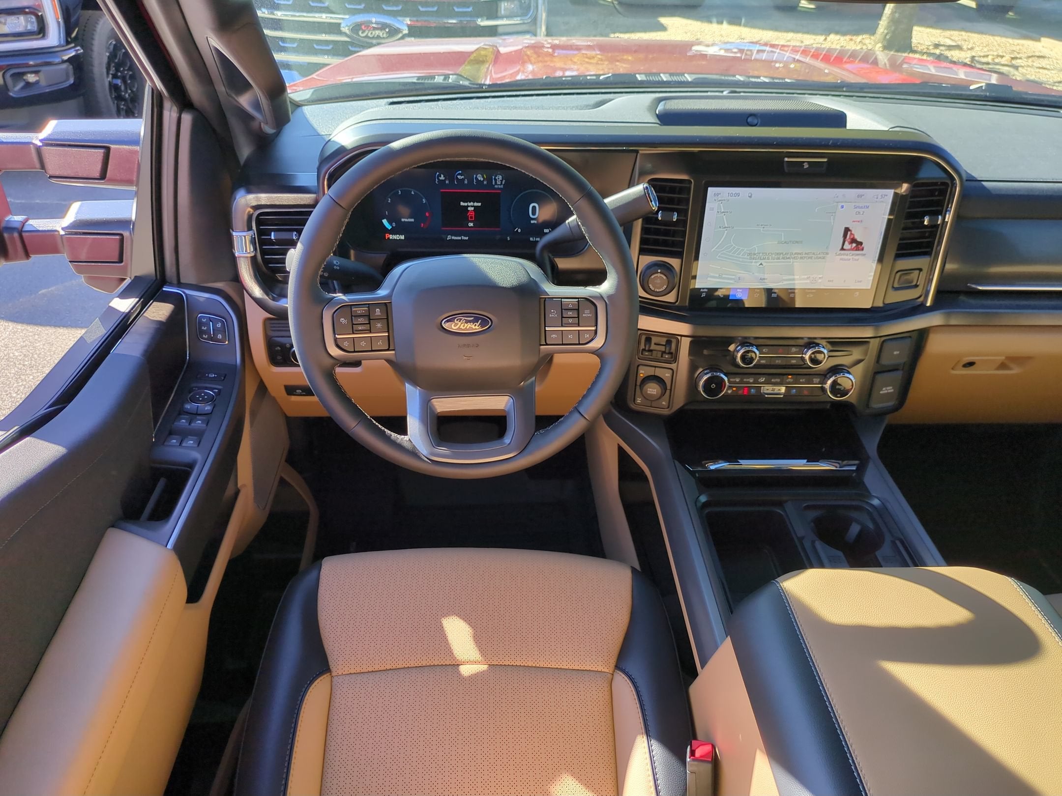 2027 Ford Super Duty F-250 SRW LARIAT