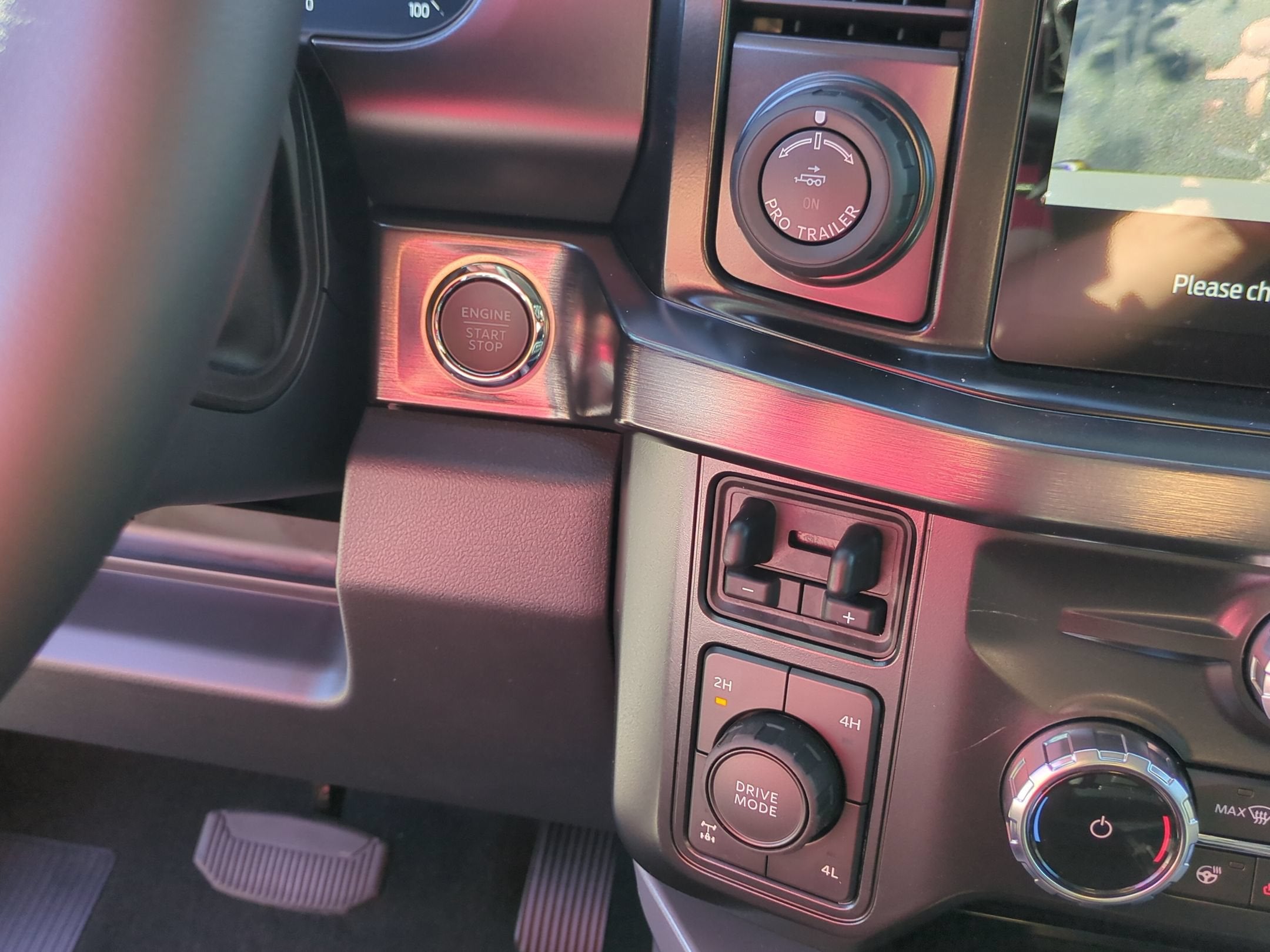 2027 Ford Super Duty F-250 SRW LARIAT