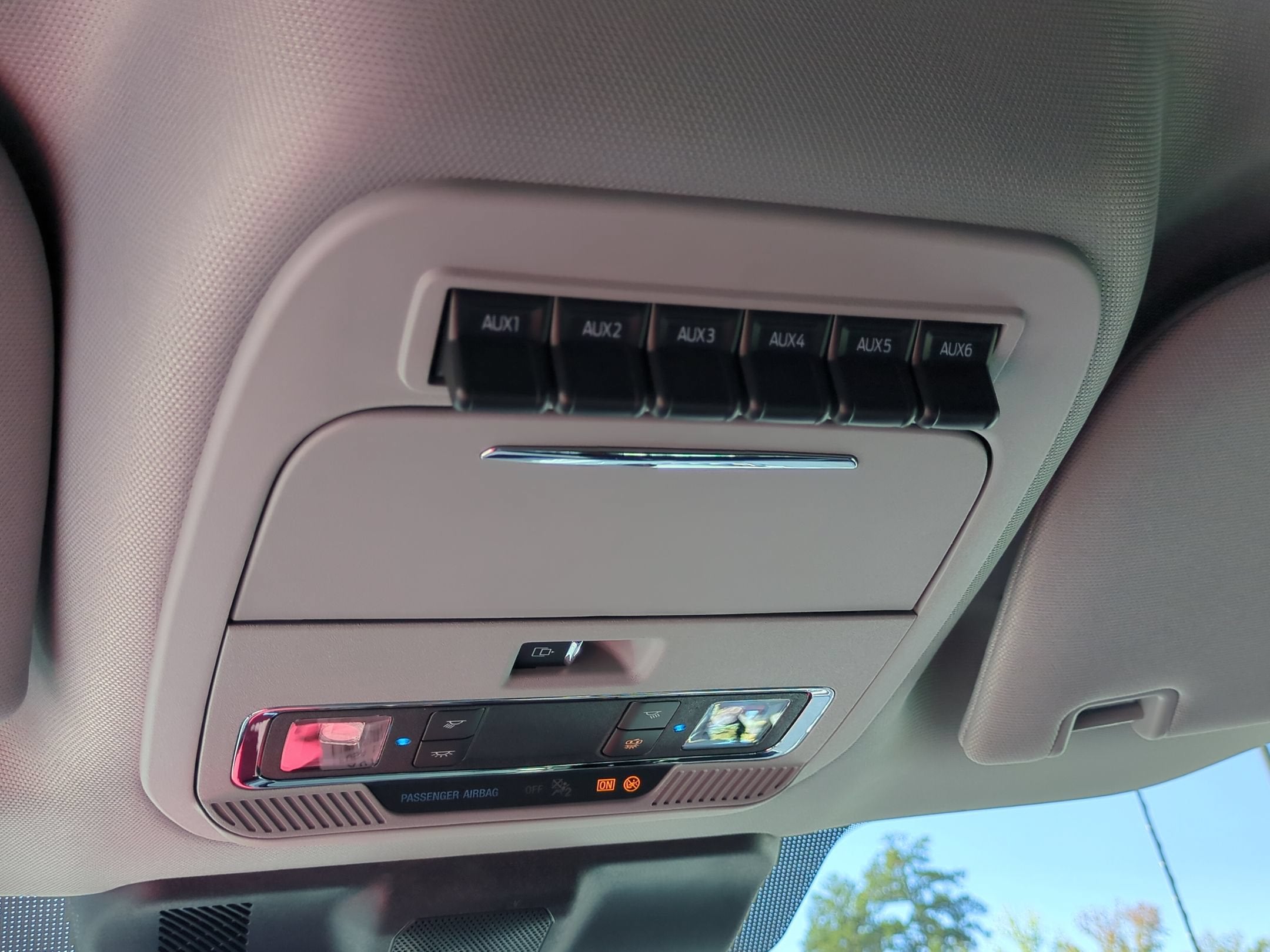 2027 Ford Super Duty F-250 SRW LARIAT