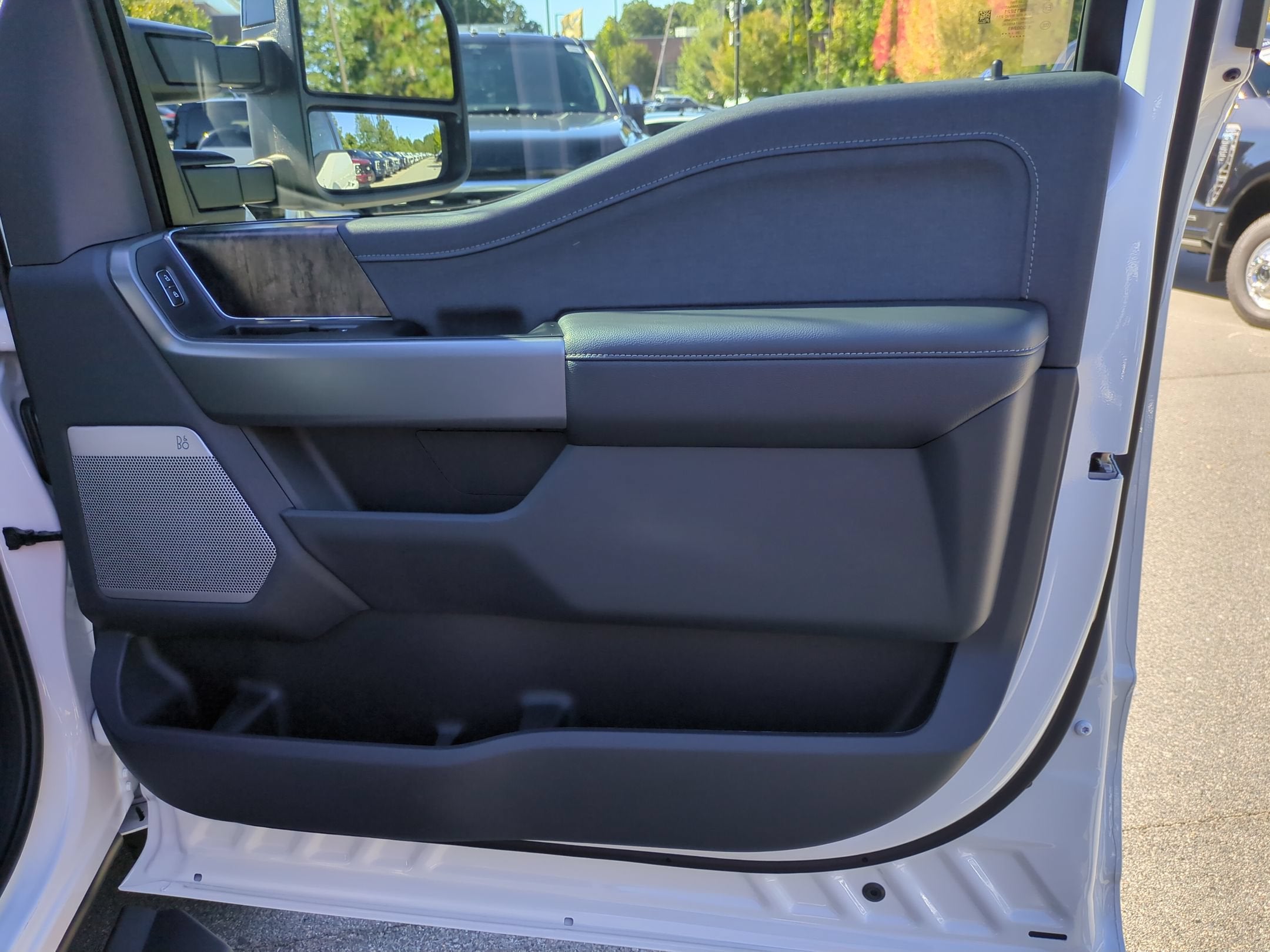 2027 Ford Super Duty F-250 SRW LARIAT
