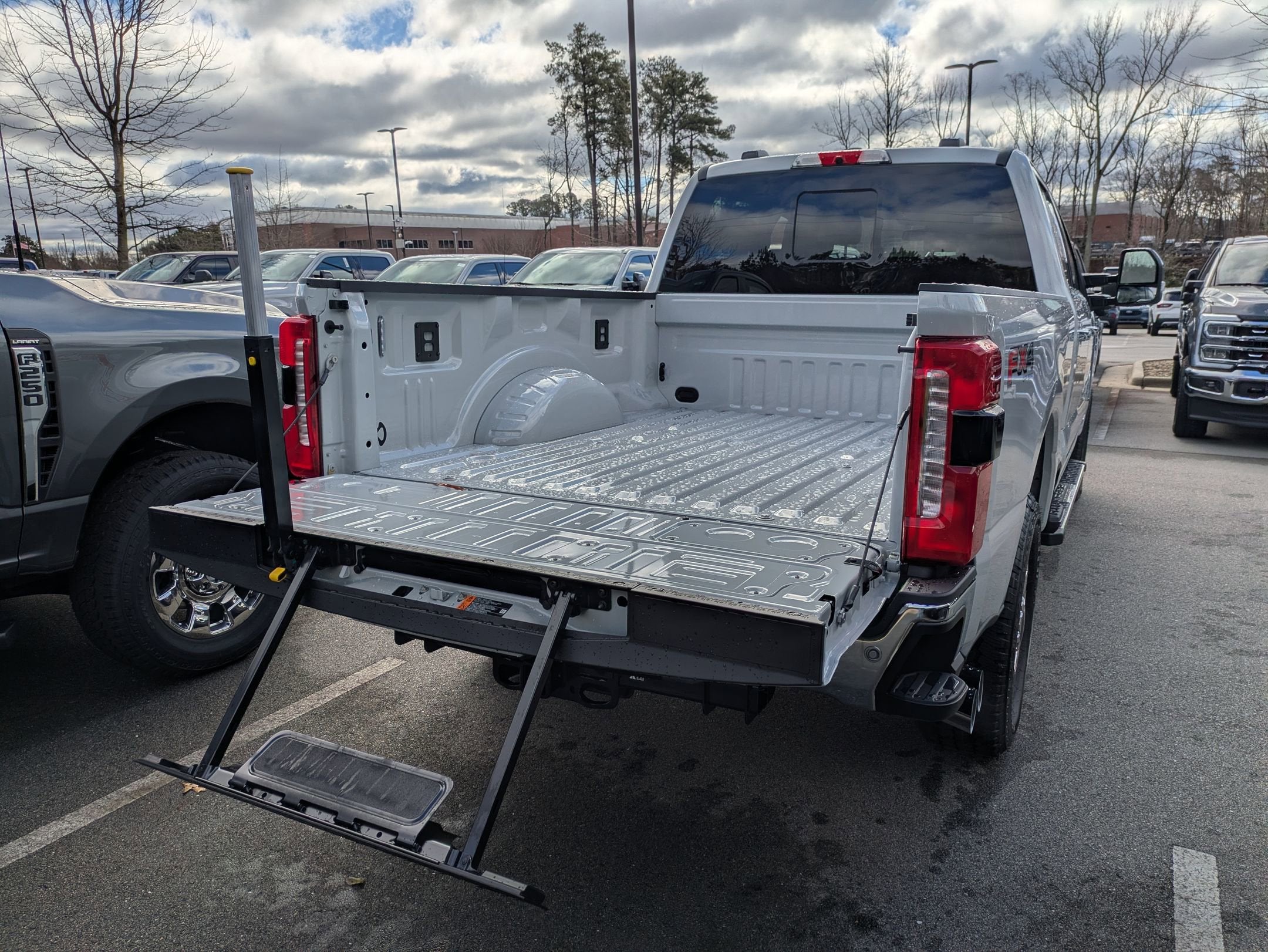 2026 Ford Super Duty F-250 SRW LARIAT