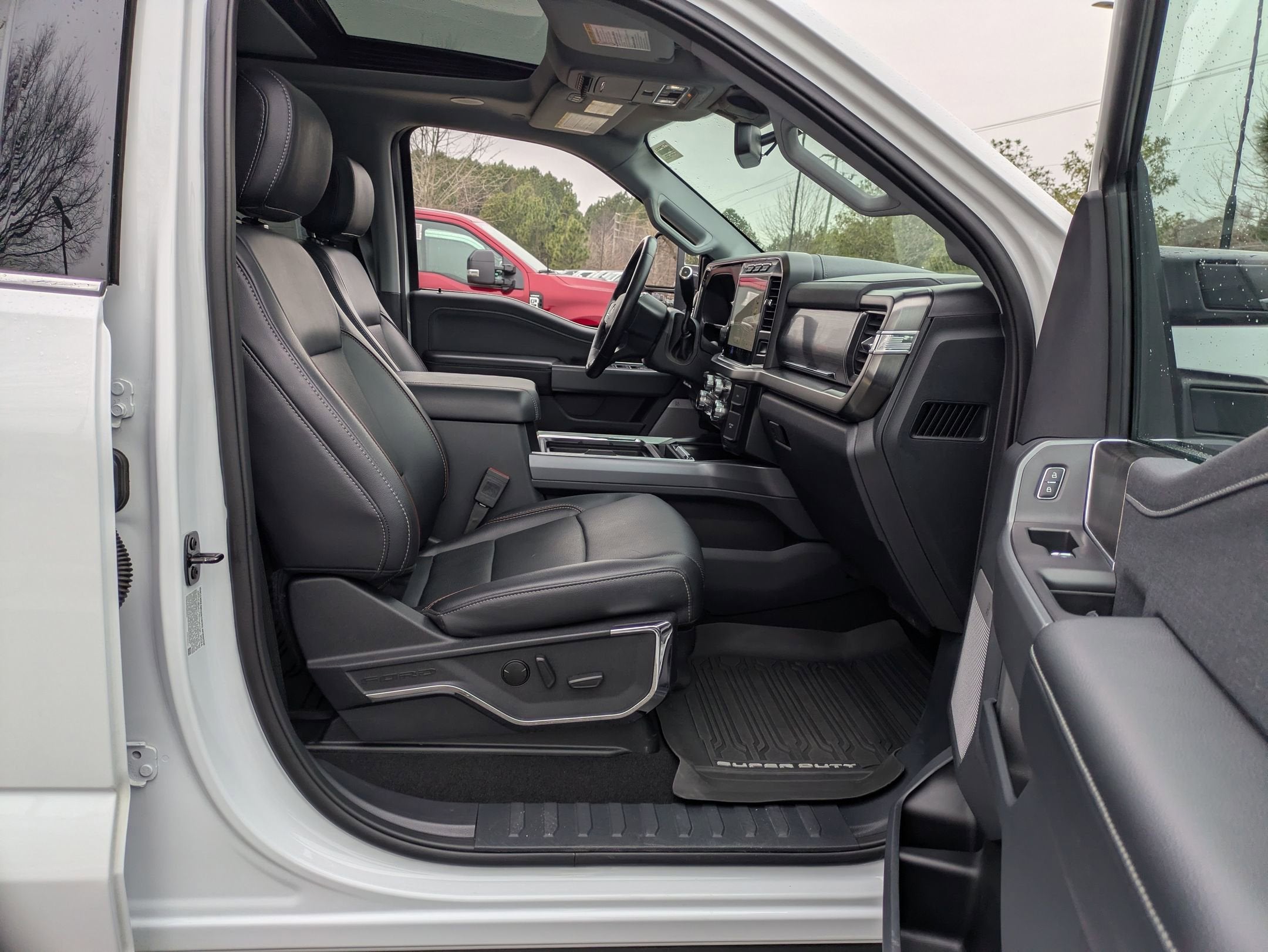 2024 Ford Super Duty F-250 SRW LARIAT