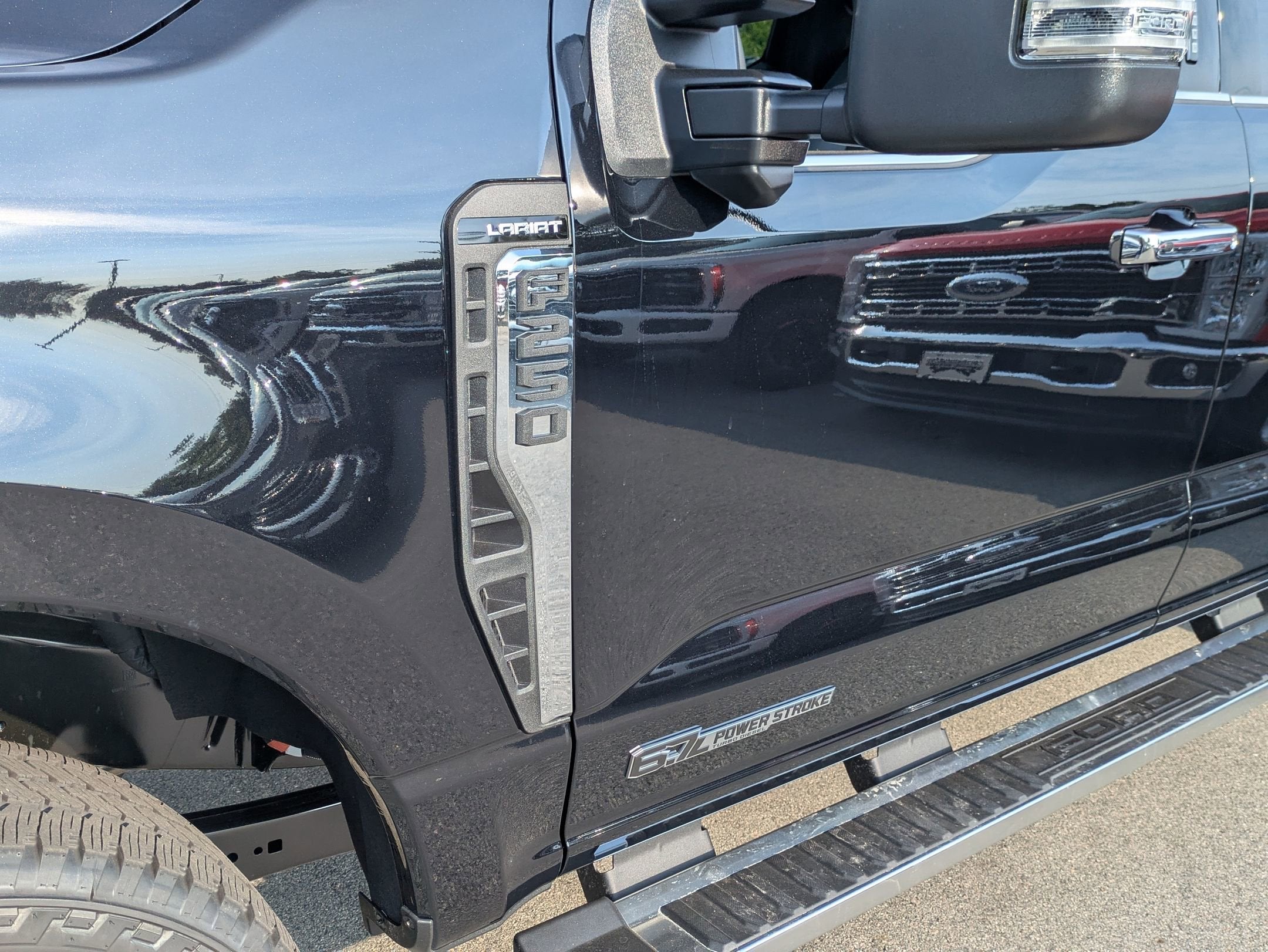 2026 Ford Super Duty F-250 SRW LARIAT