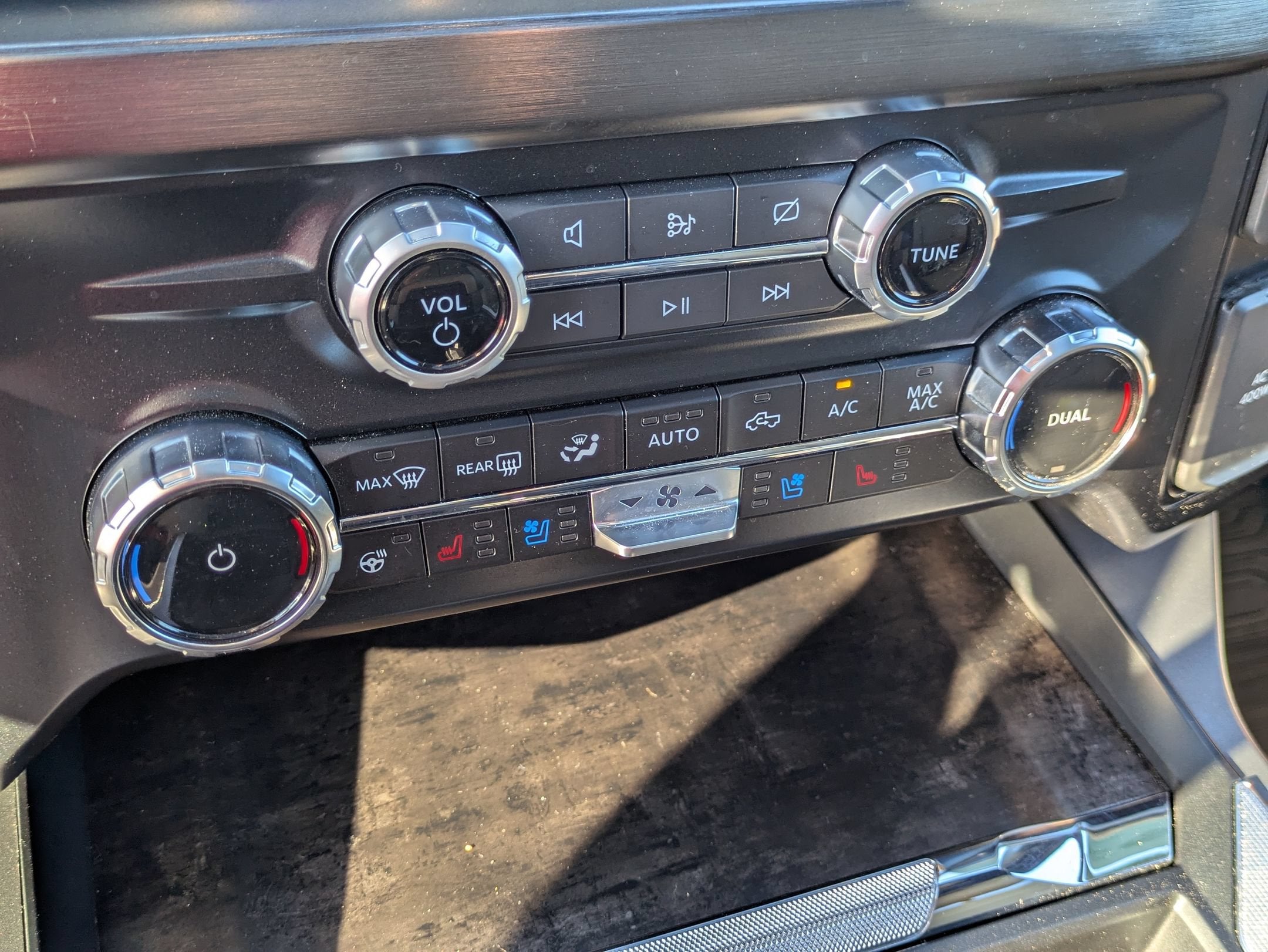 2024 Ford Super Duty F-250 SRW LARIAT