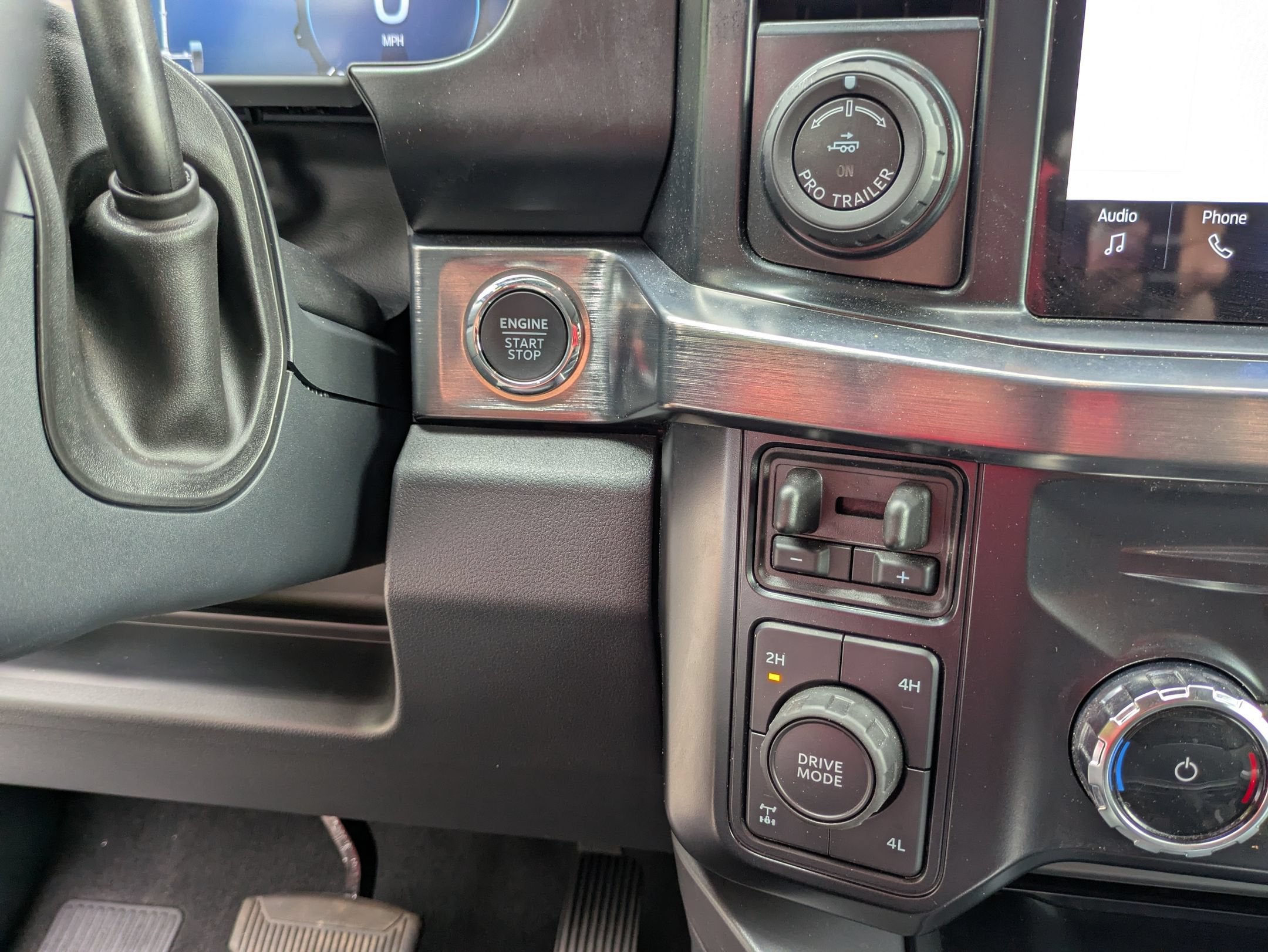2025 Ford Super Duty F-350 SRW LARIAT