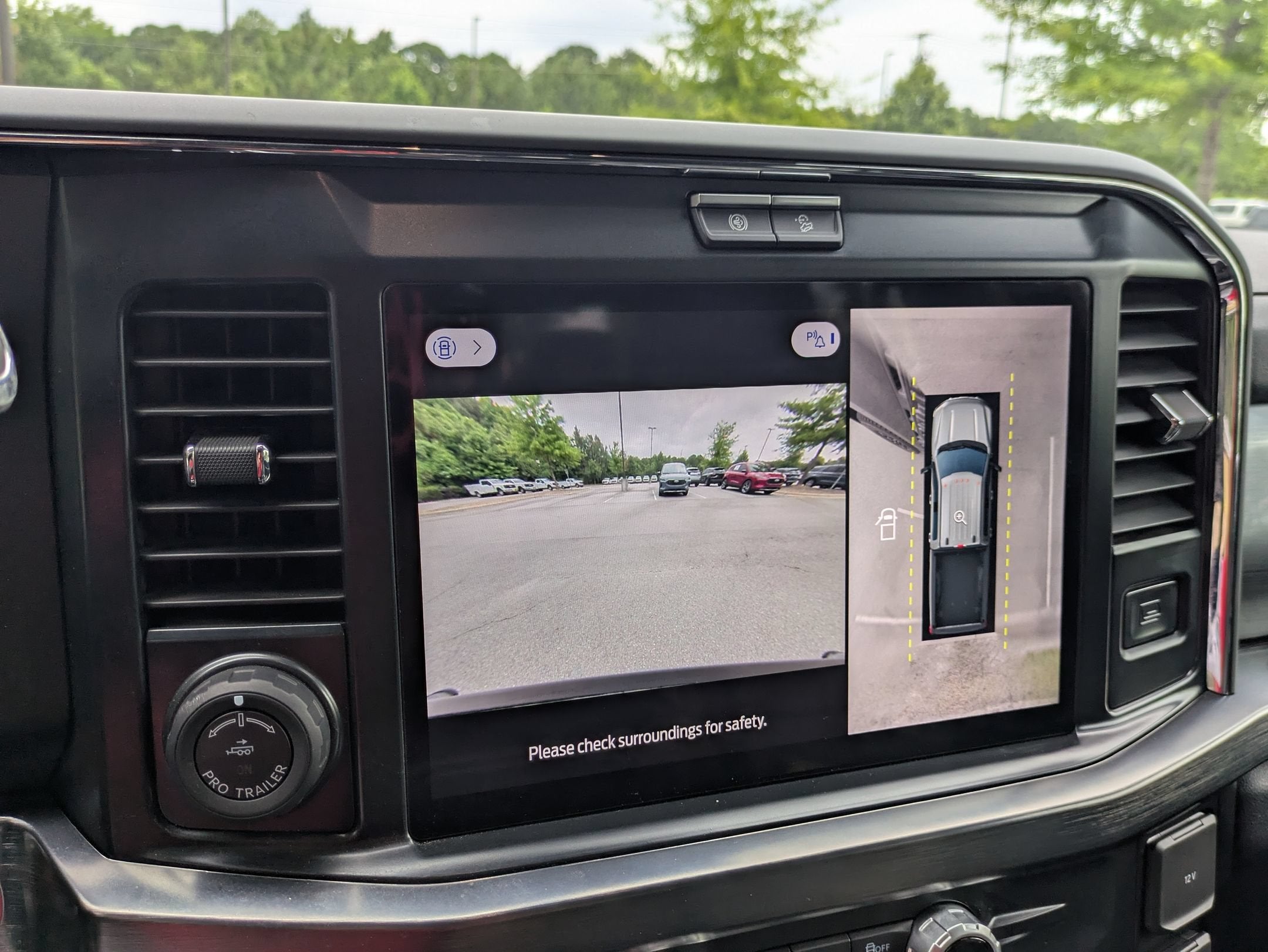2025 Ford Super Duty F-350 SRW LARIAT
