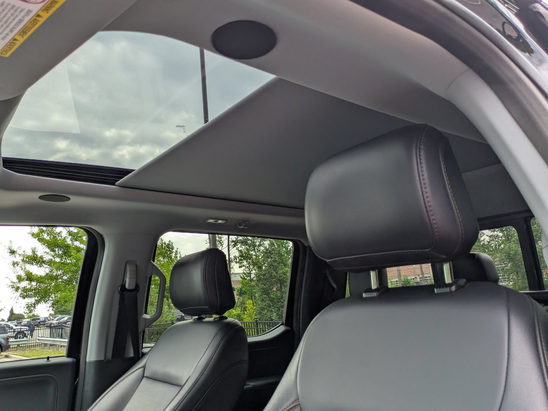 2025 Ford Super Duty F-350 SRW LARIAT