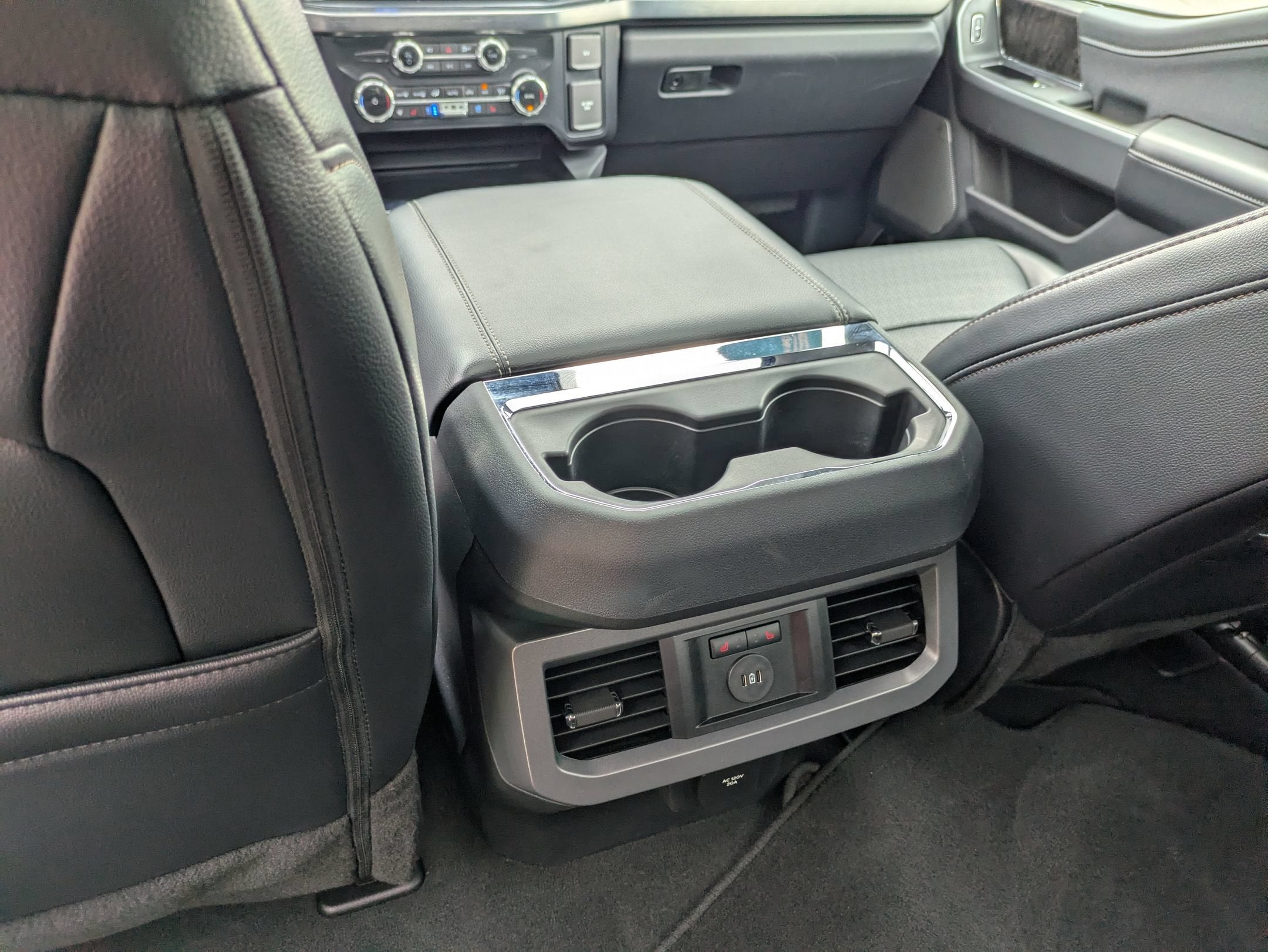 2025 Ford Super Duty F-350 SRW LARIAT