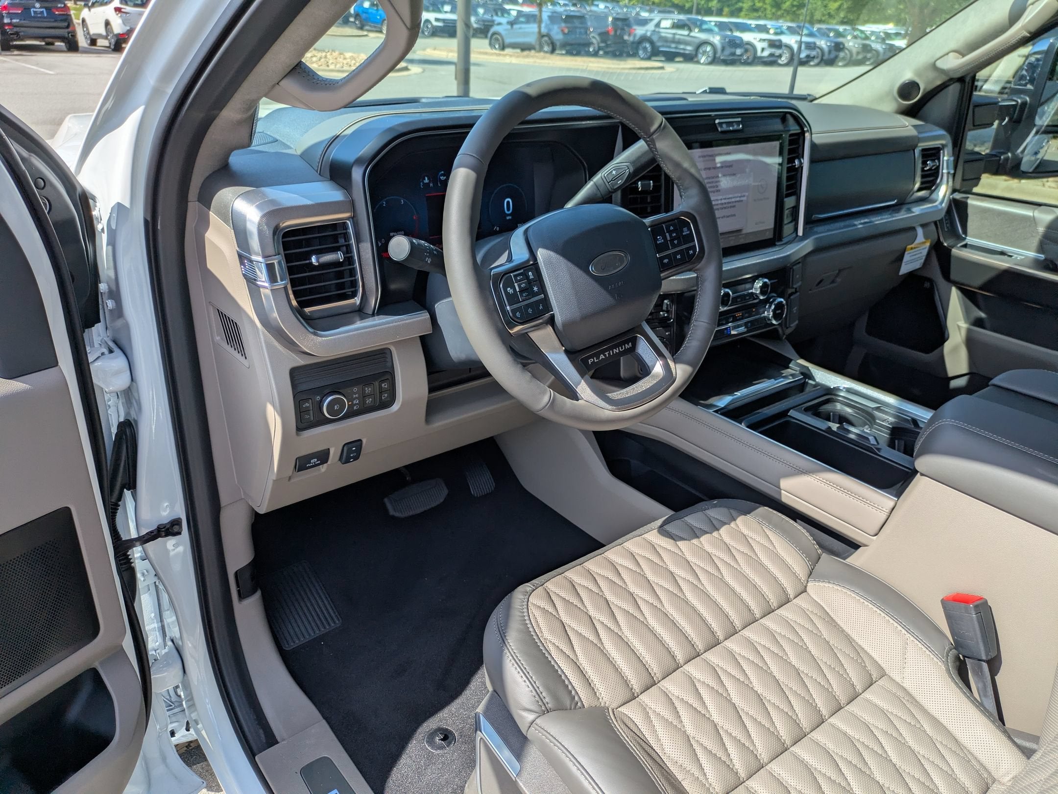 2026 Ford Super Duty F-350 SRW Platinum