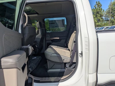 2026 Ford Super Duty F-350 SRW Platinum