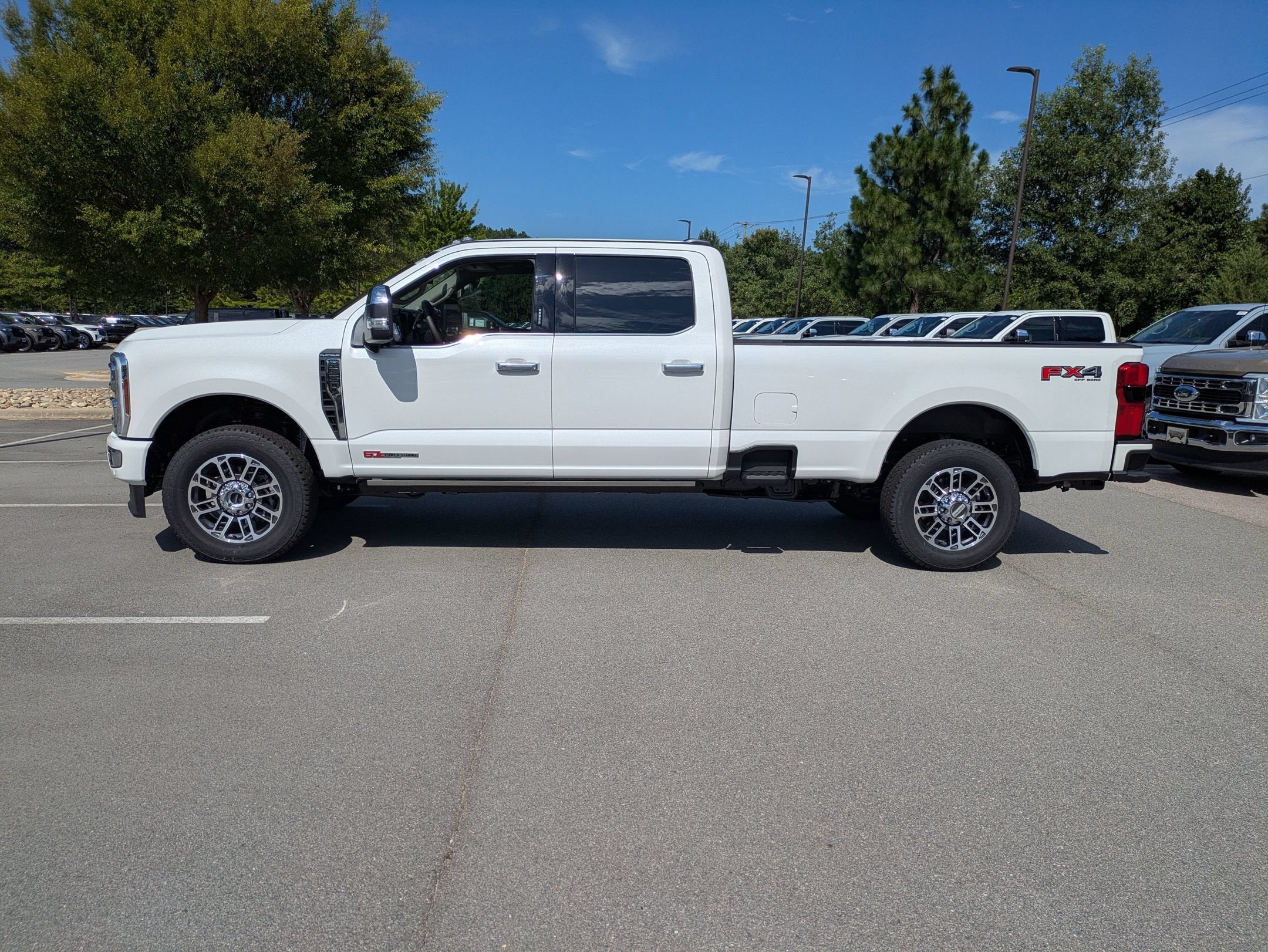 2026 Ford Super Duty F-350 SRW Platinum