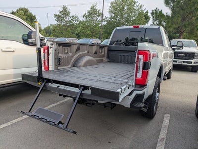 2026 Ford Super Duty F-350 SRW Platinum