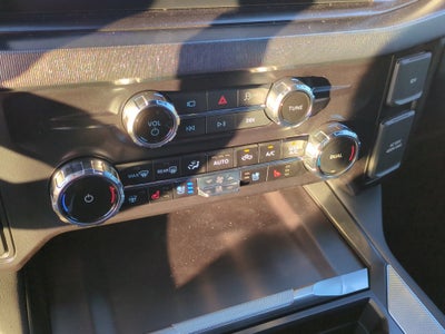 2027 Ford Super Duty F-350 SRW Platinum