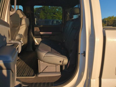 2027 Ford Super Duty F-350 SRW Platinum