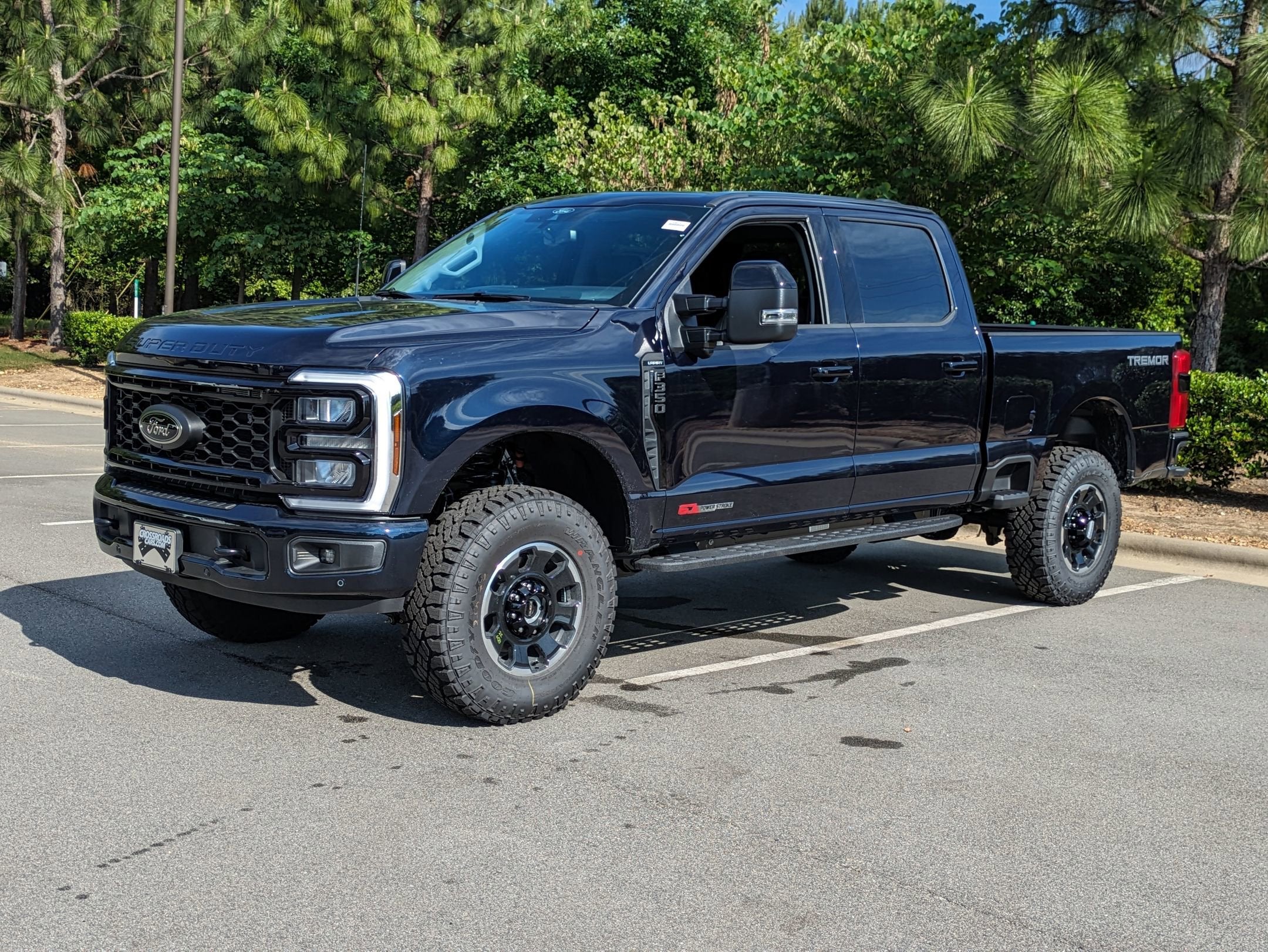 2025 Ford Super Duty F-350 SRW LARIAT