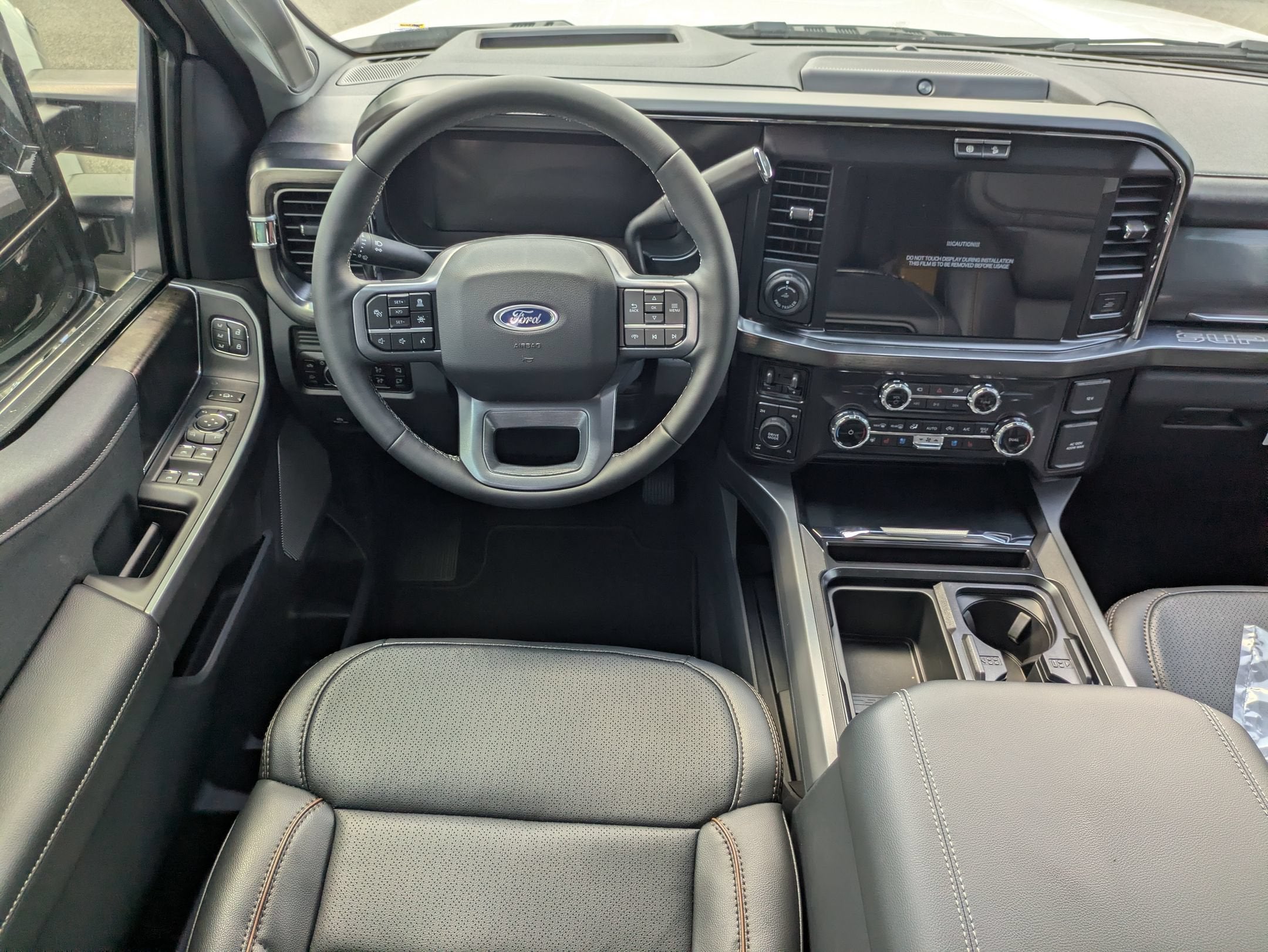 2026 Ford Super Duty F-350 SRW LARIAT
