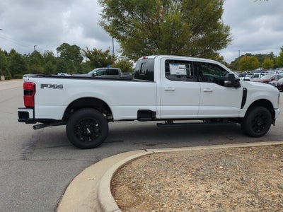 2027 Ford Super Duty F-350 SRW XLT