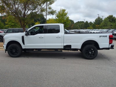 2027 Ford Super Duty F-350 SRW XLT