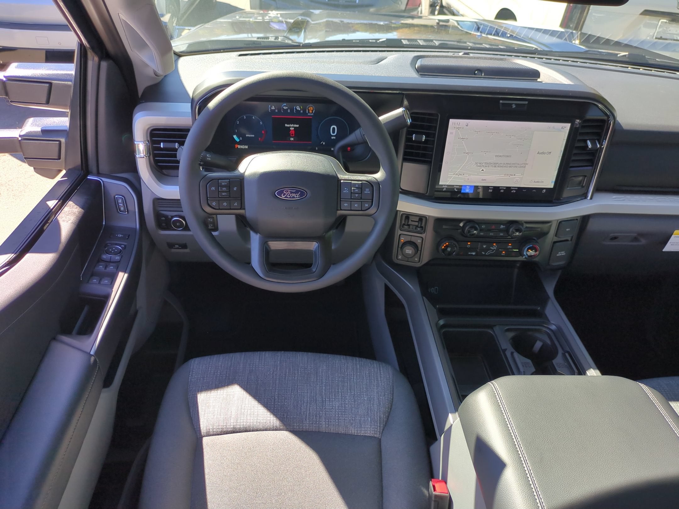 2027 Ford Super Duty F-350 SRW XLT