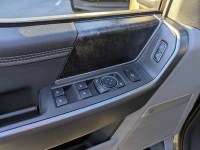 2027 Ford Super Duty F-350 SRW XLT