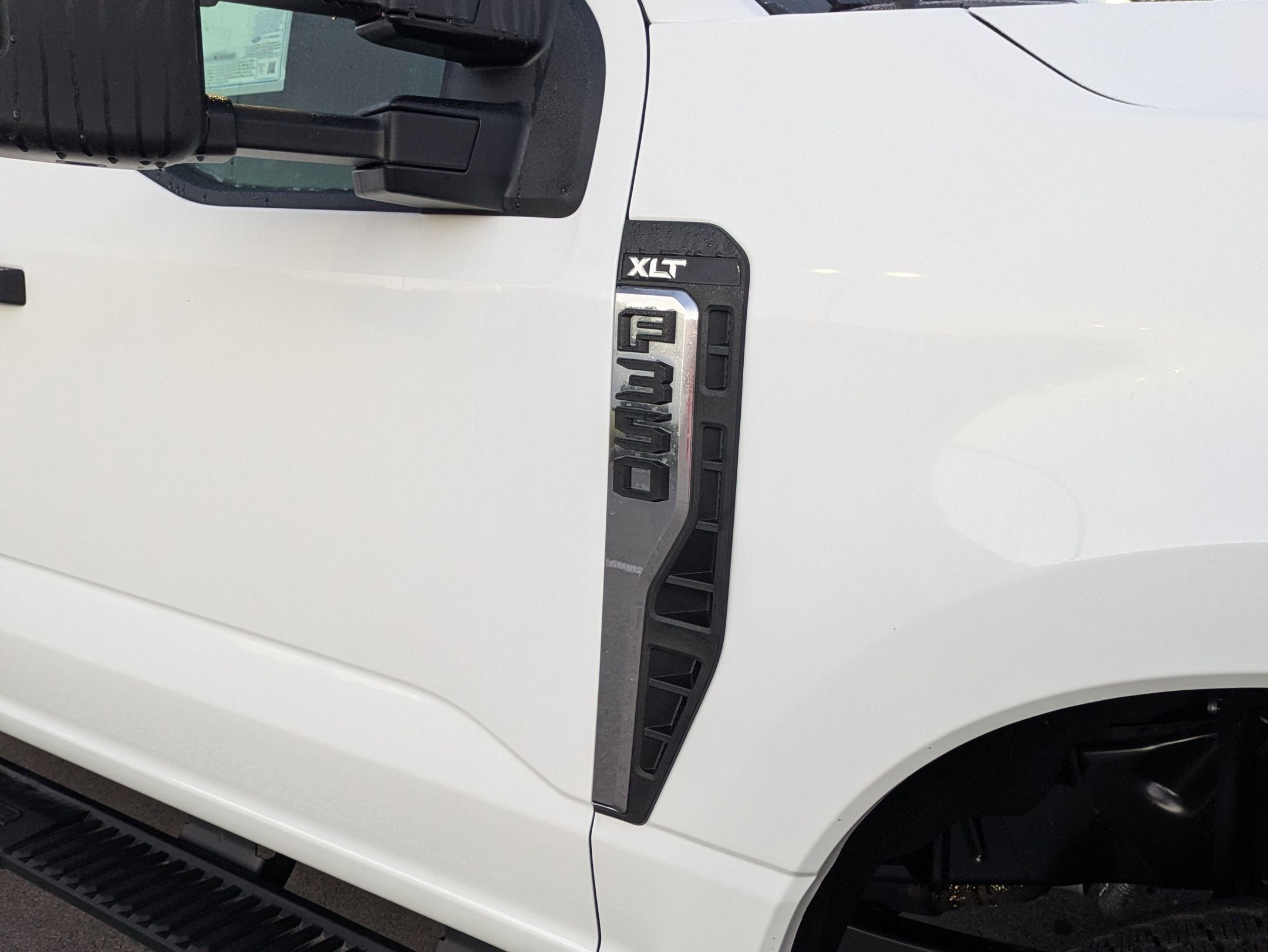 2025 Ford Super Duty F-350 SRW XLT