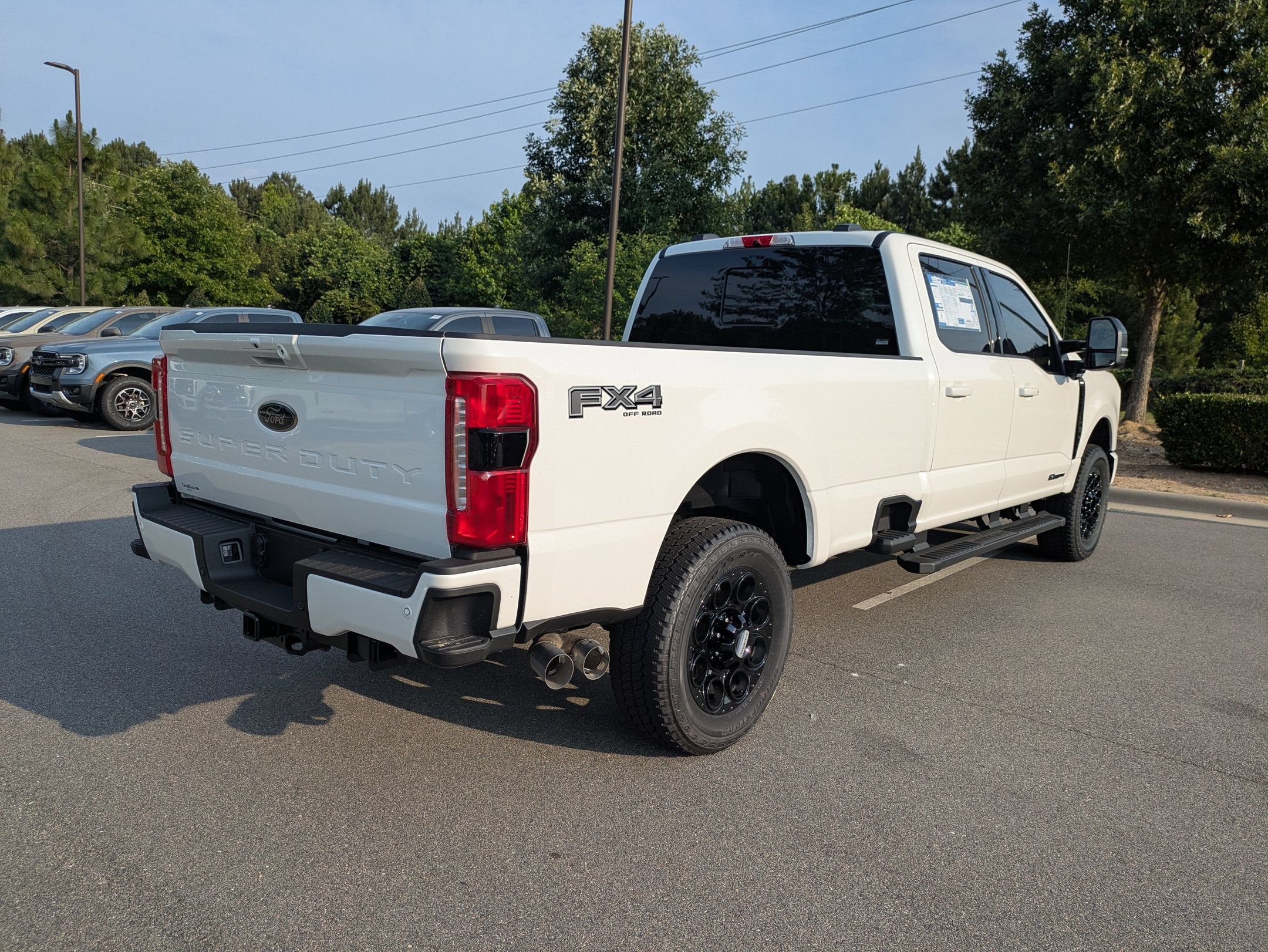 2026 Ford Super Duty F-350 SRW LARIAT