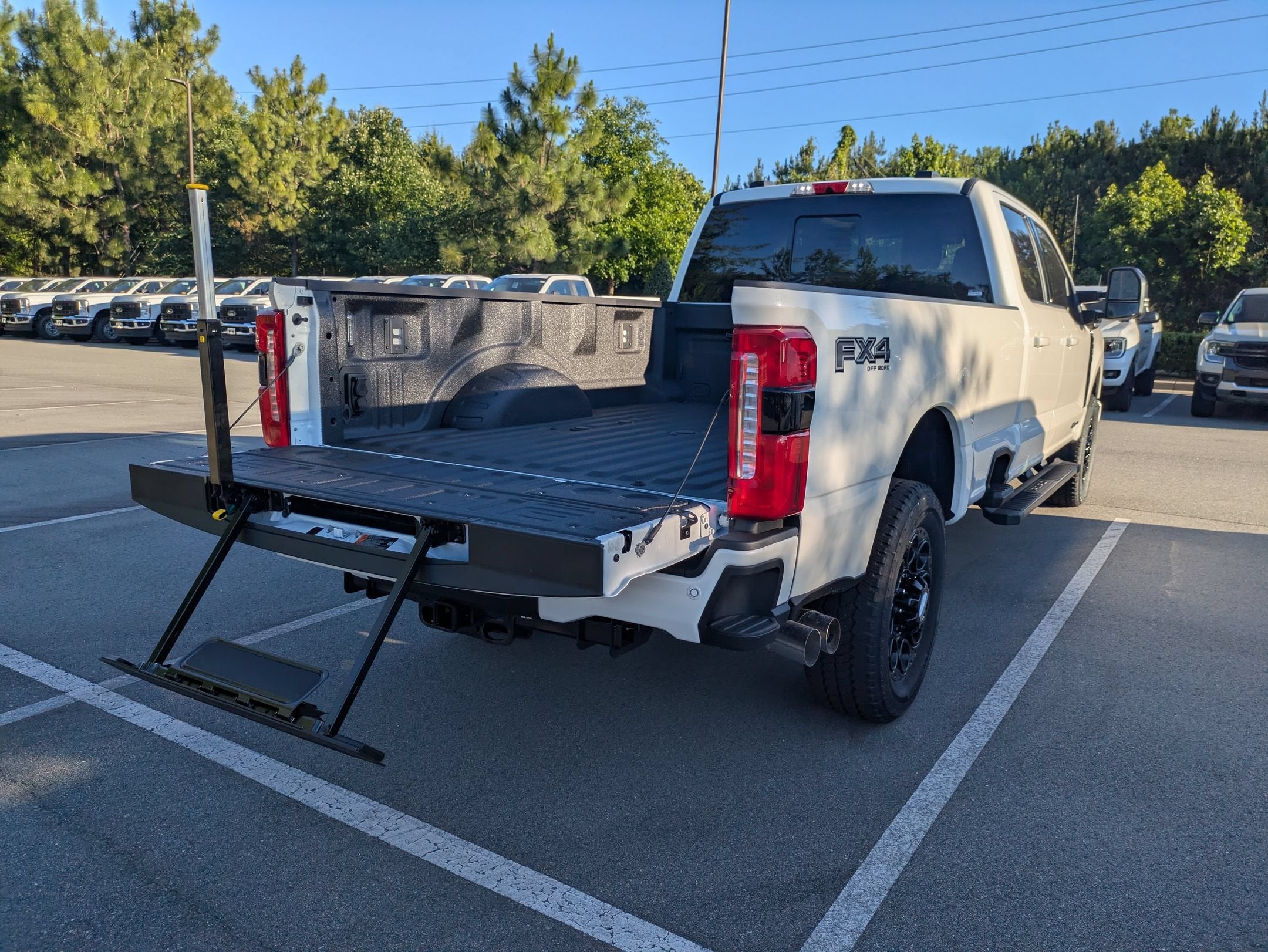 2026 Ford Super Duty F-350 SRW LARIAT