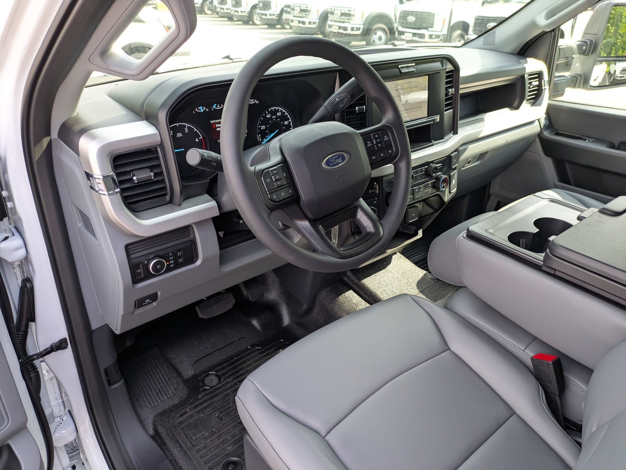 2026 Ford Super Duty F-350 SRW XL