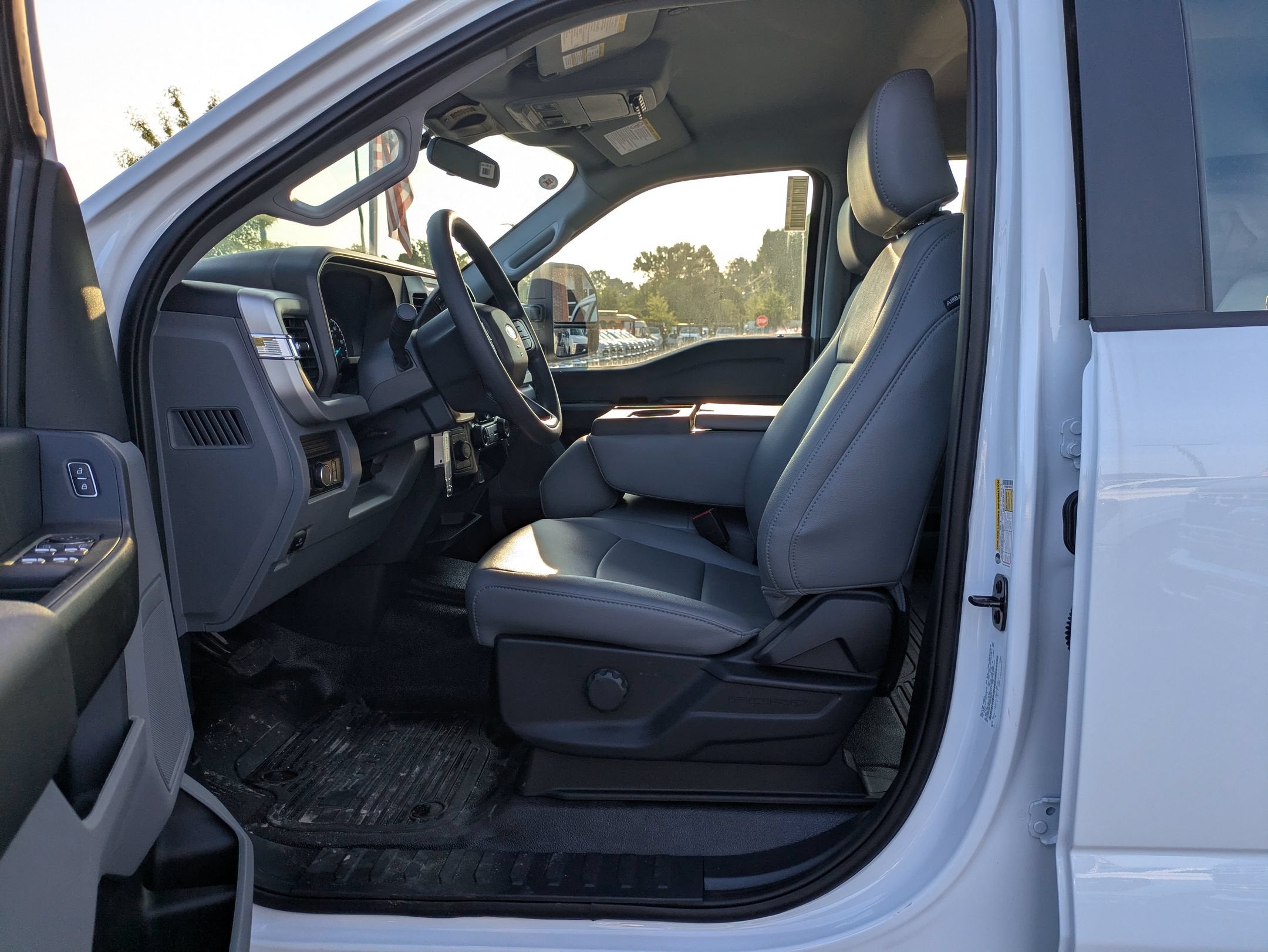 2026 Ford Super Duty F-350 SRW XL