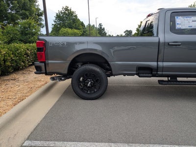 2026 Ford Super Duty F-350 SRW LARIAT