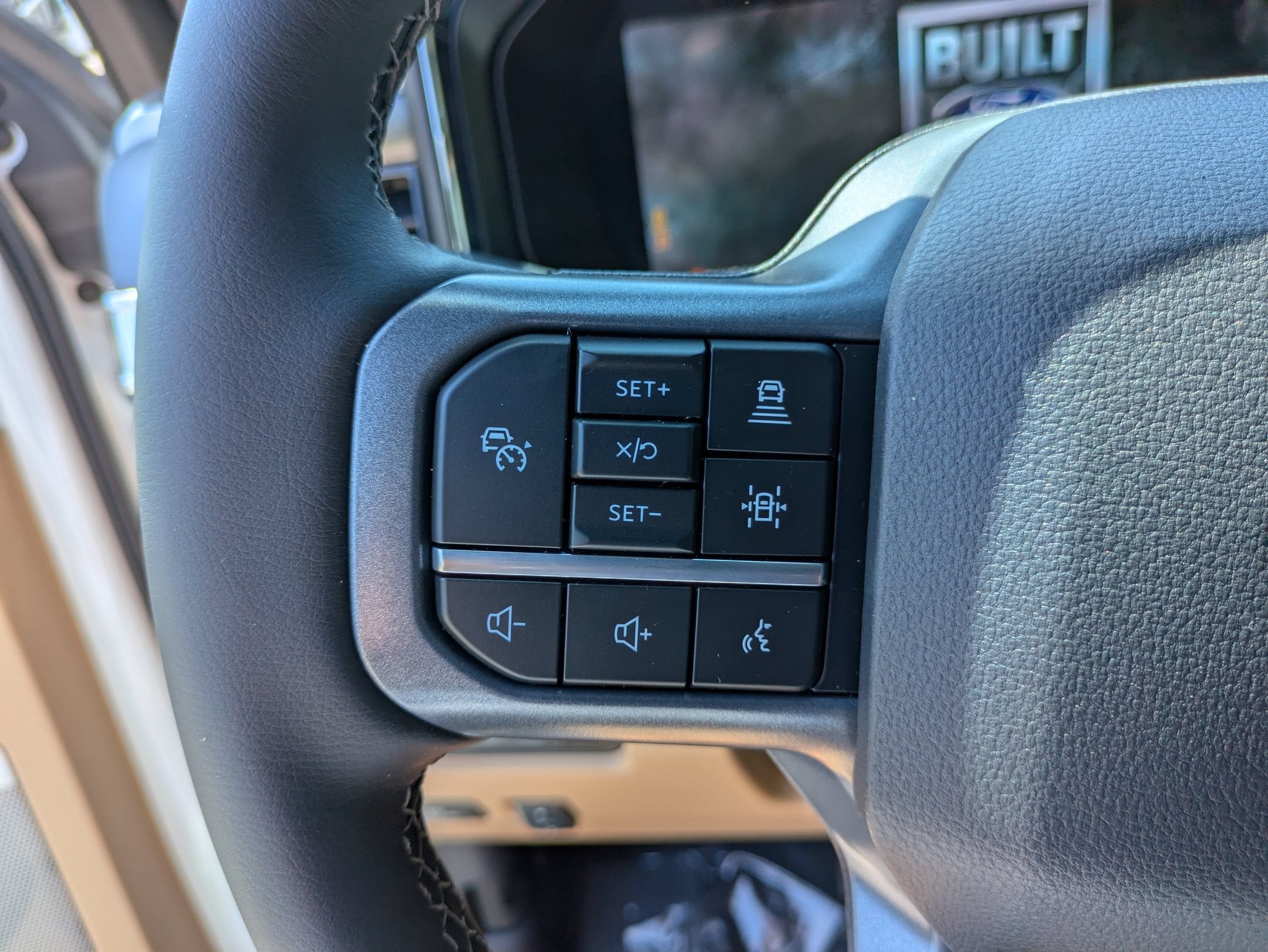 2026 Ford Super Duty F-350 DRW LARIAT