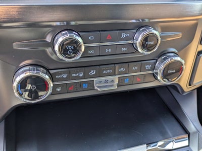 2026 Ford Super Duty F-350 DRW LARIAT