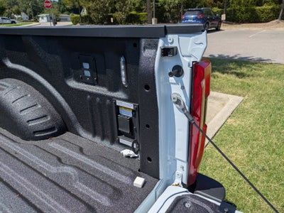 2026 Ford Super Duty F-350 DRW LARIAT