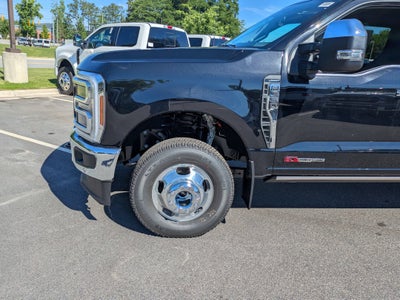 2026 Ford Super Duty F-350 DRW LARIAT
