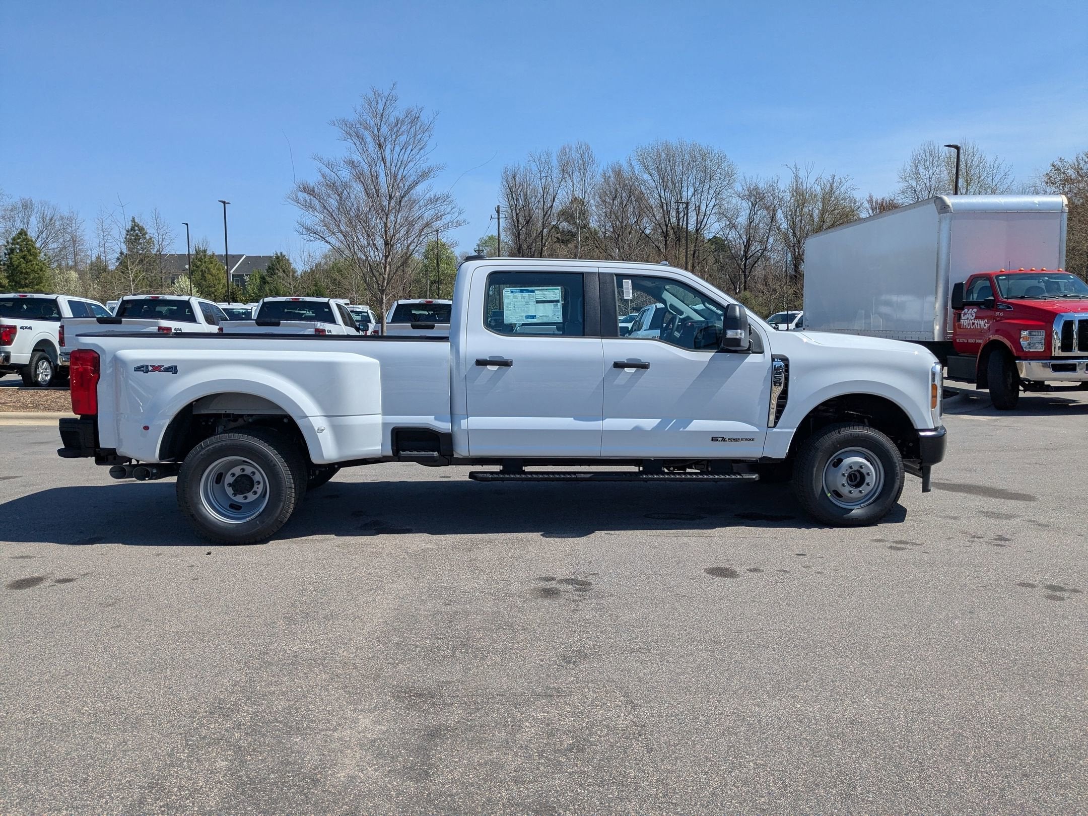 2026 Ford Super Duty F-350 DRW XL