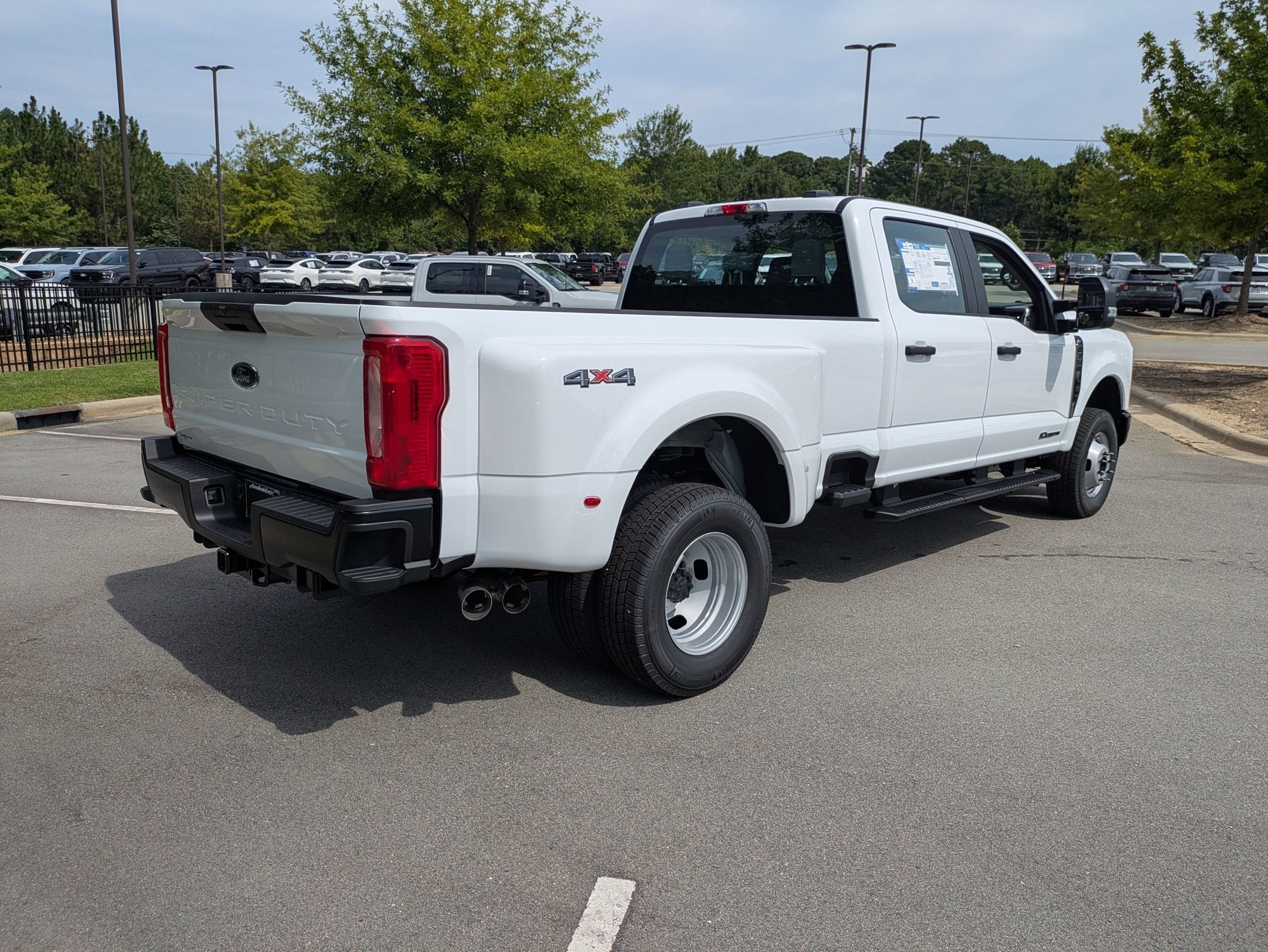 2026 Ford Super Duty F-350 DRW XL